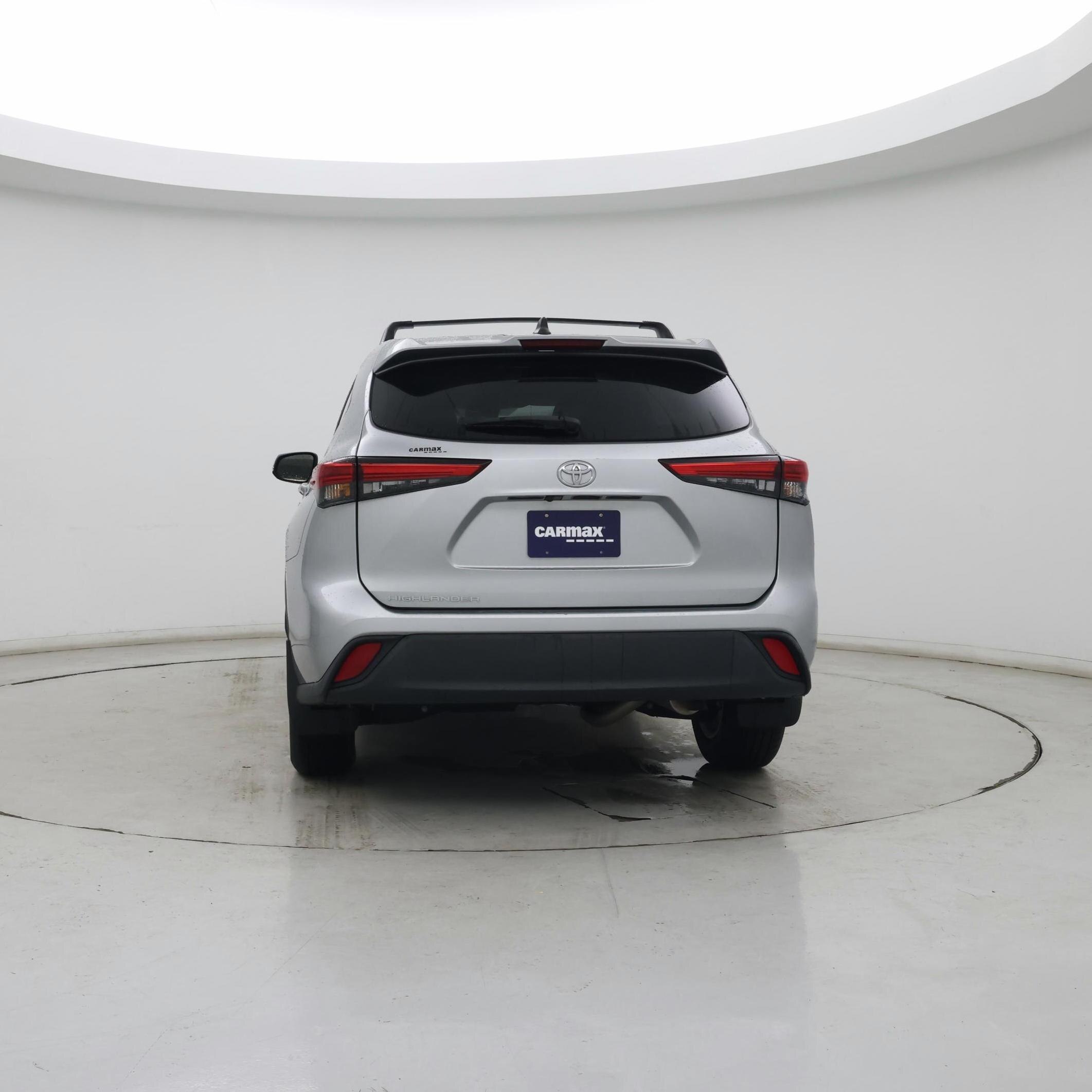 Thumbnail: 2022 Toyota Highlander - 6
