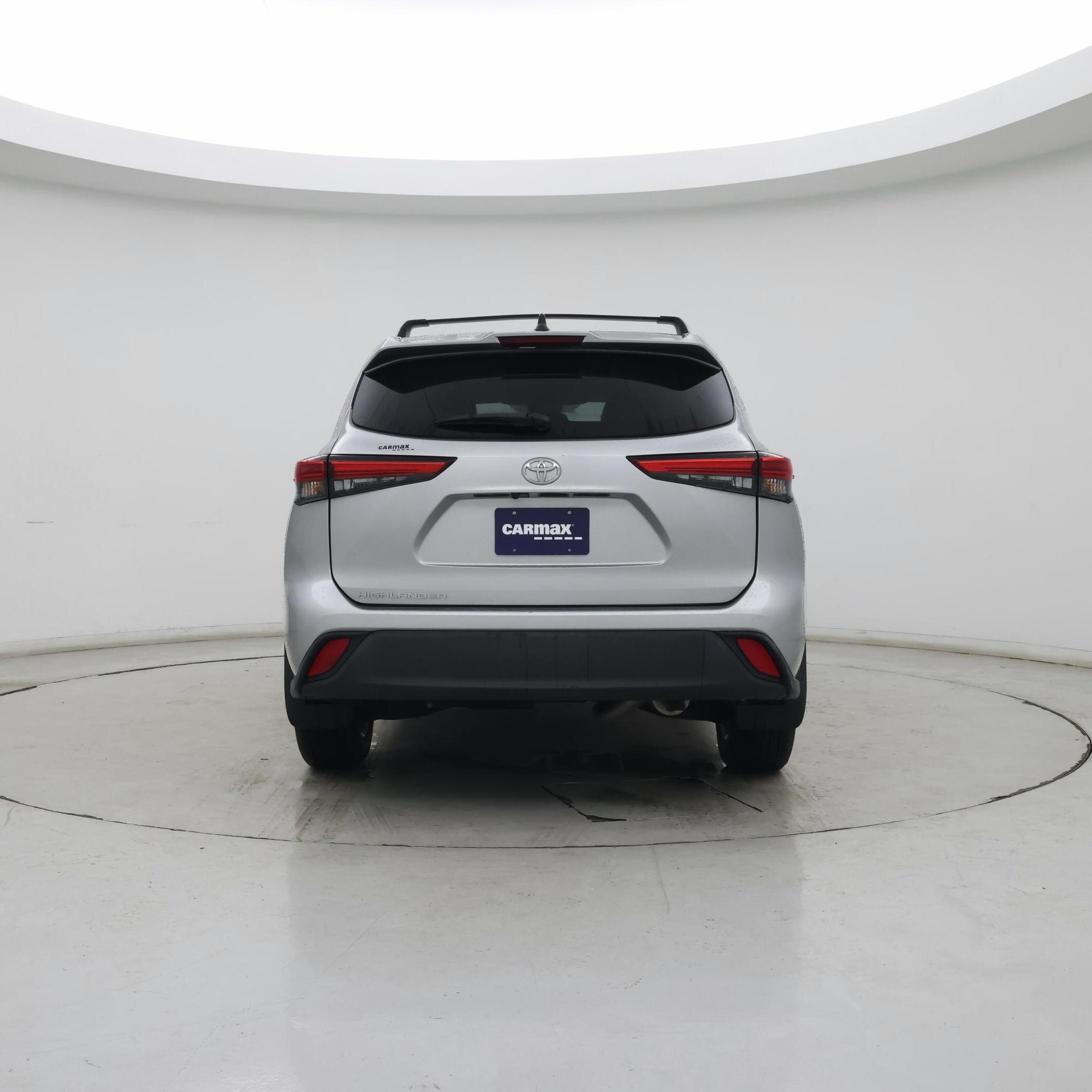Thumbnail: 2022 Toyota Highlander - 8