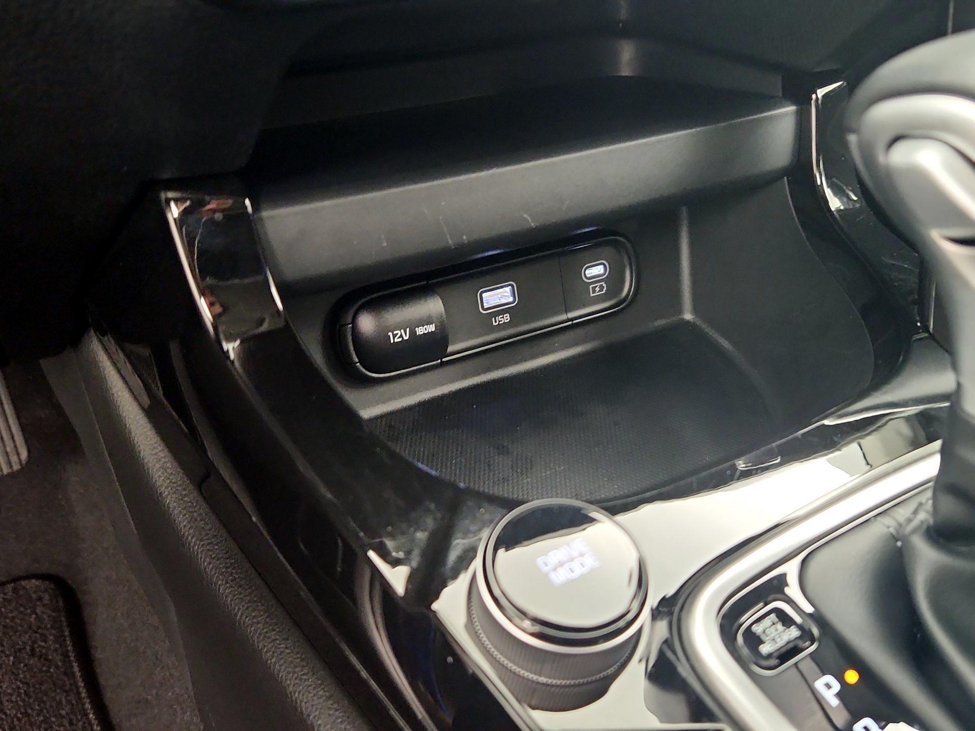 Thumbnail: 2024 Kia Seltos - 19