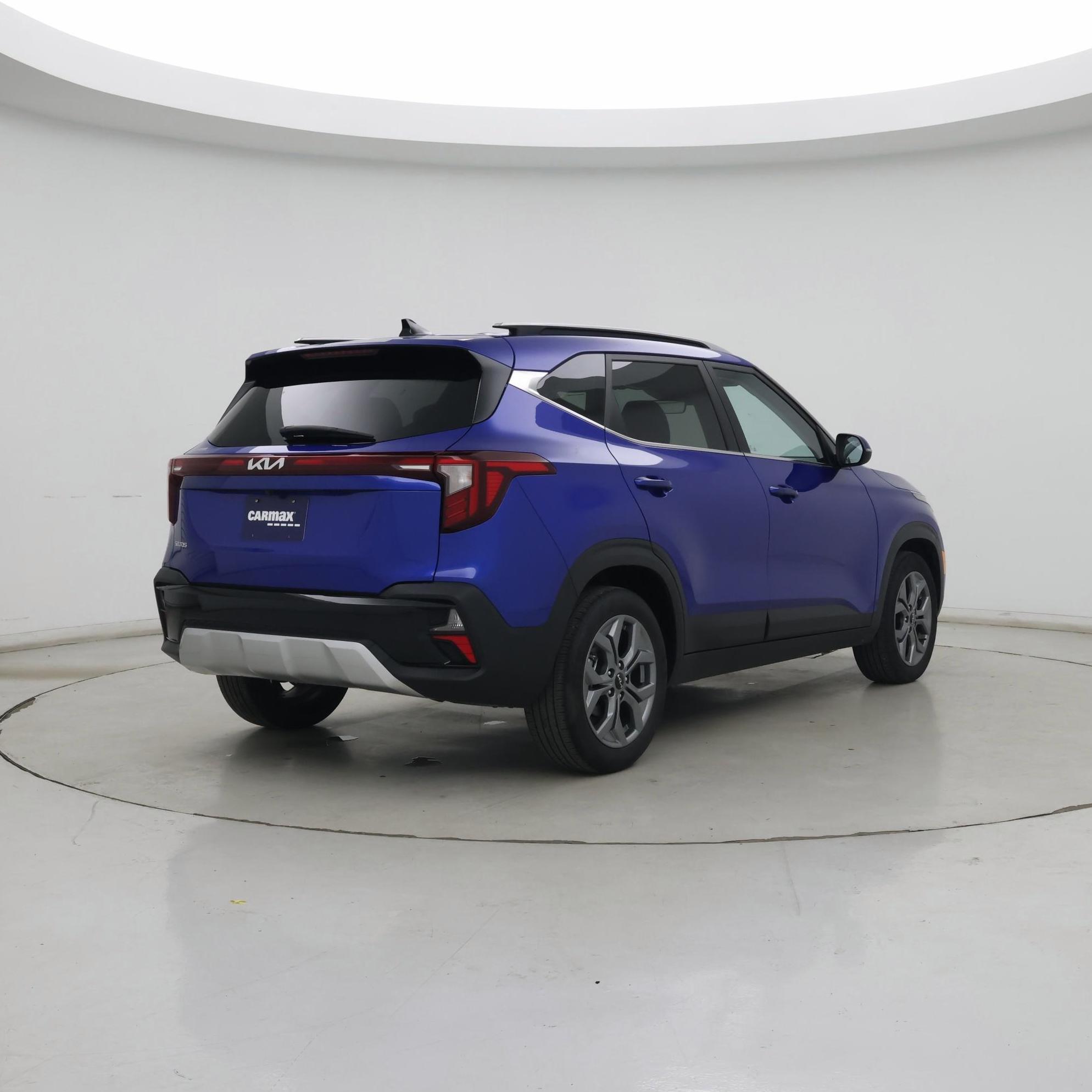 Thumbnail: 2024 Kia Seltos - 8