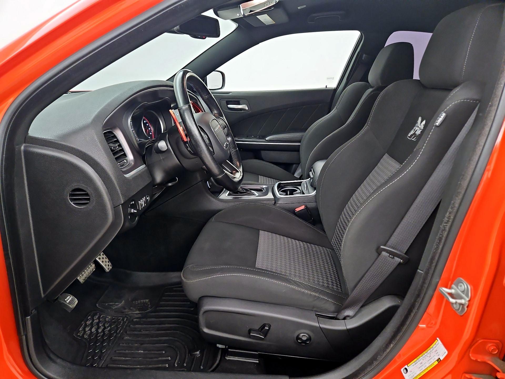 Thumbnail: 2020 Dodge Charger - 11