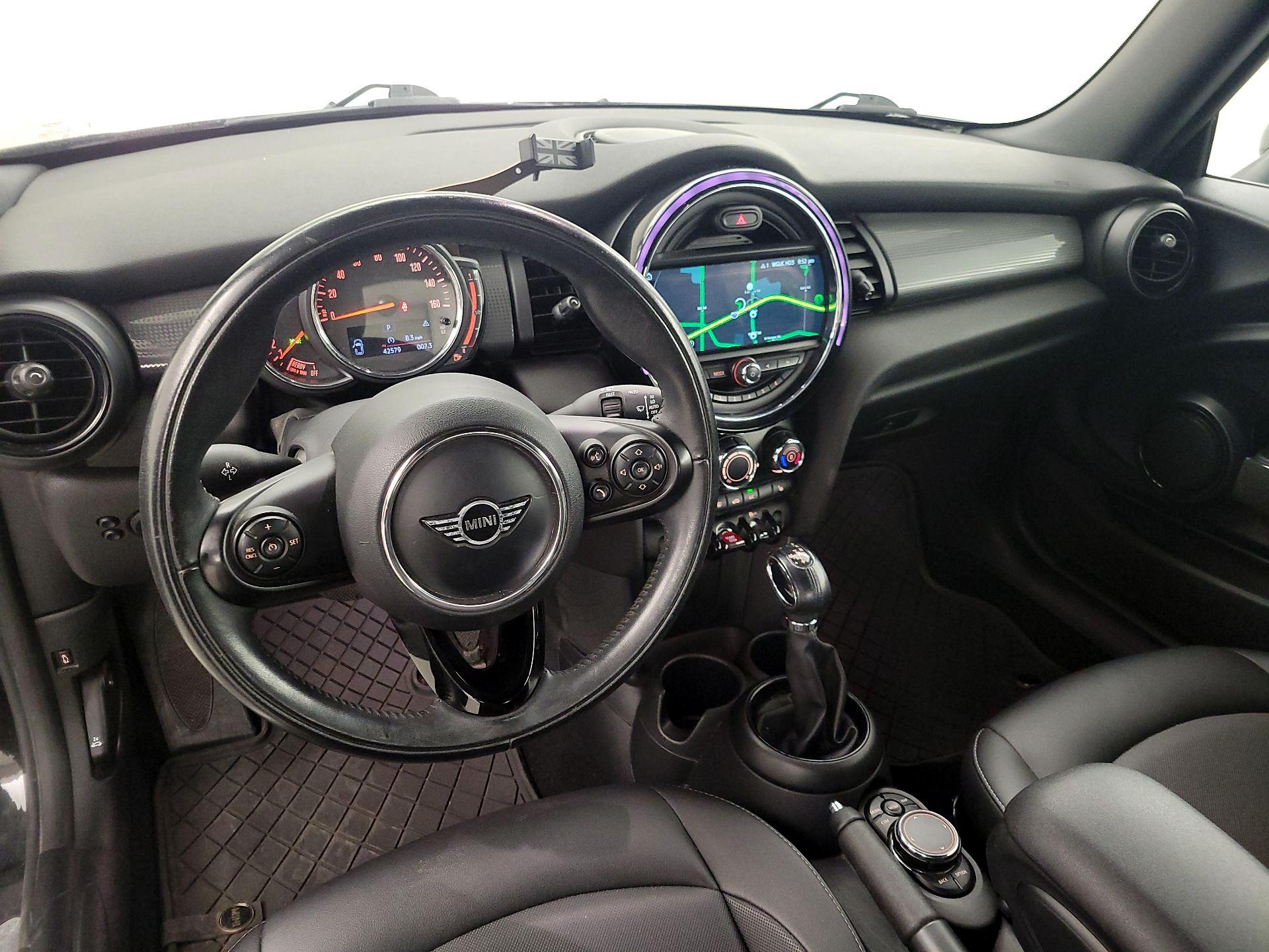 Thumbnail: 2019 MINI Cooper - 9