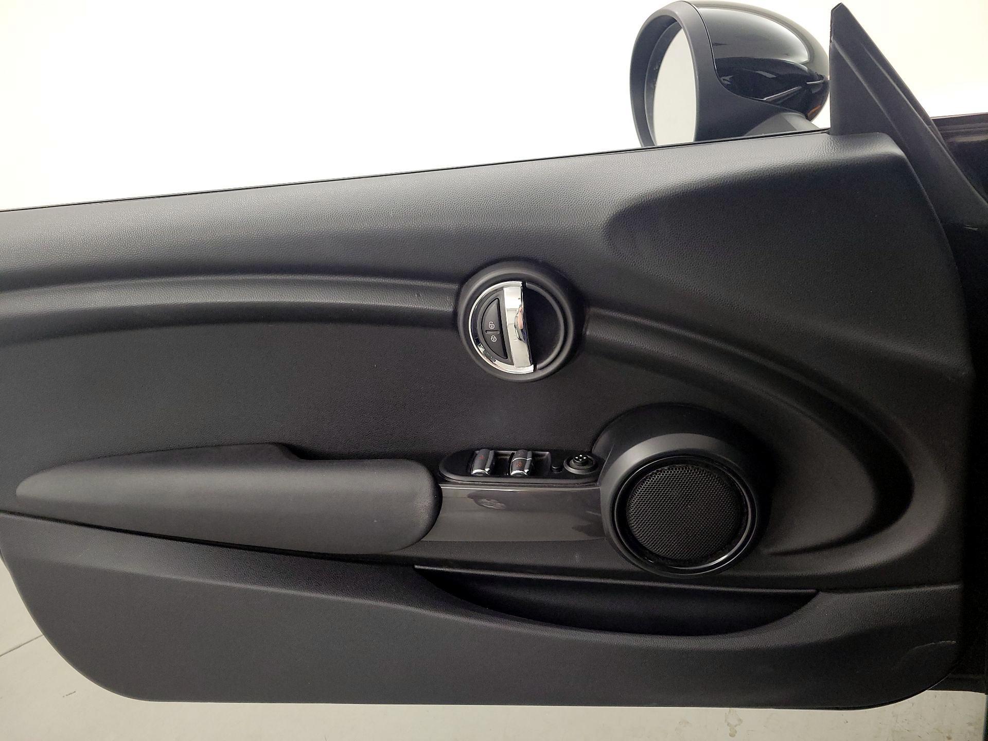 Thumbnail: 2019 MINI Cooper - 12