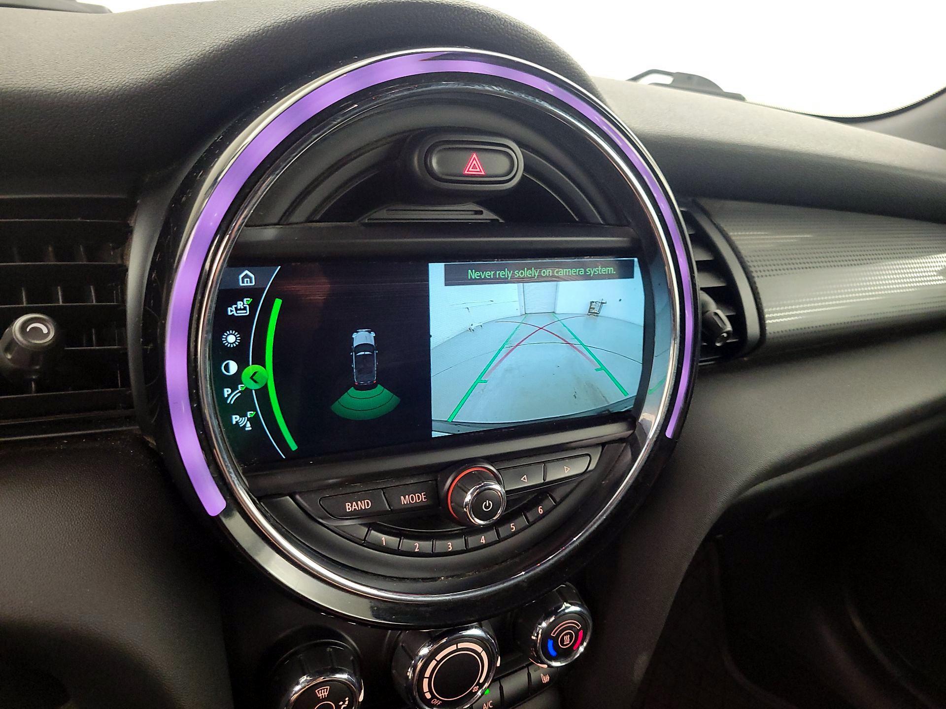 Thumbnail: 2019 MINI Cooper - 15