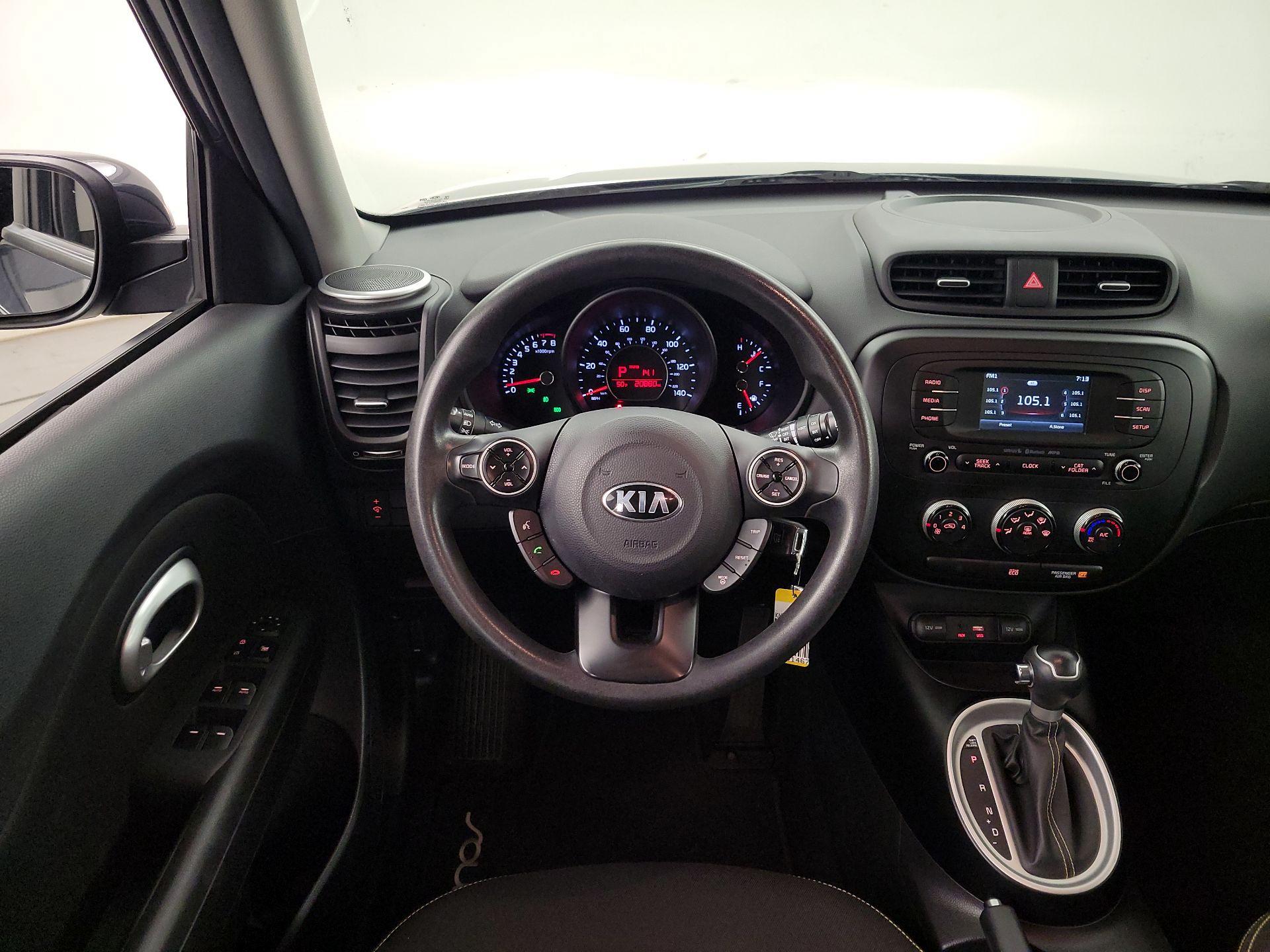 Thumbnail: 2016 Kia Soul - 10