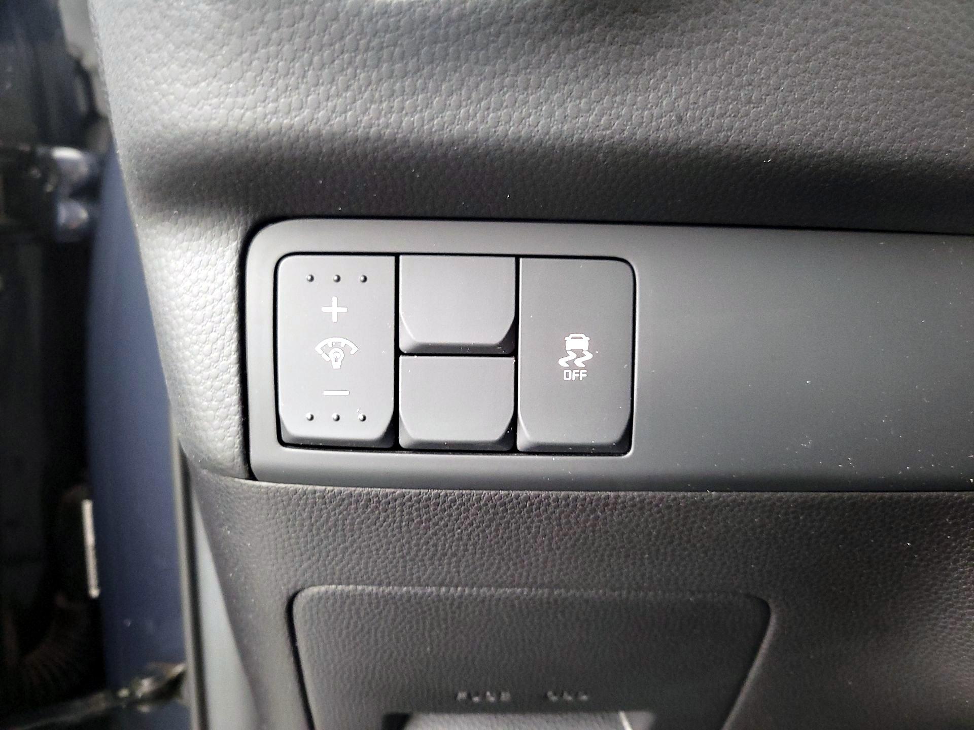 Thumbnail: 2016 Kia Soul - 13