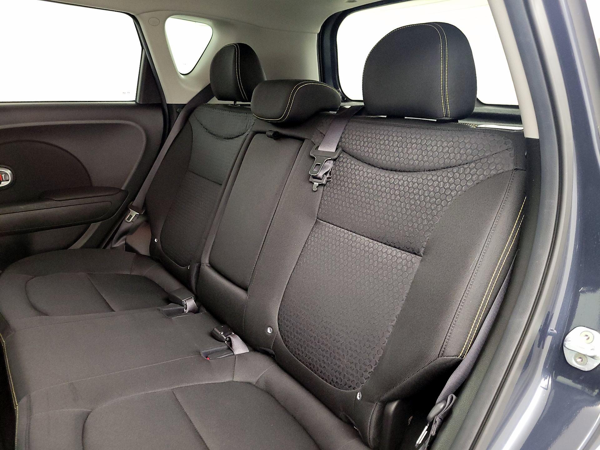 Thumbnail: 2016 Kia Soul - 19