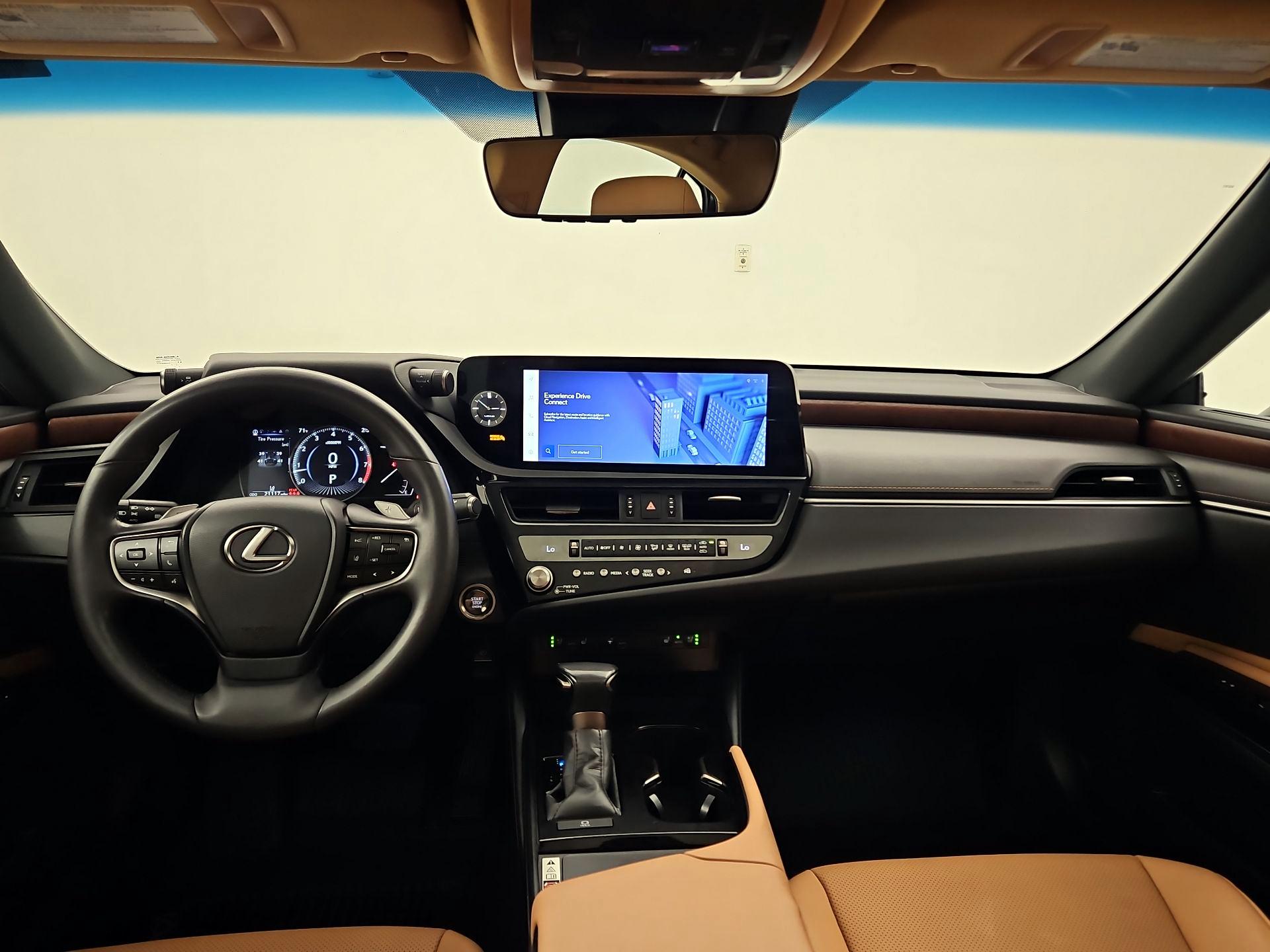 Thumbnail: 2024 Lexus ES - 9