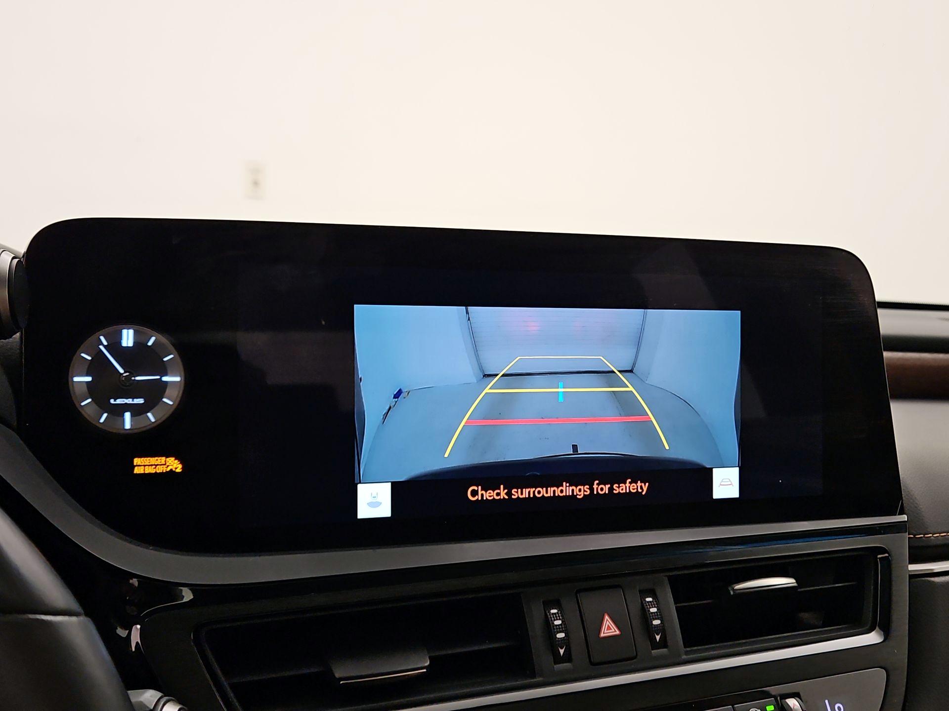 Thumbnail: 2024 Lexus ES - 14