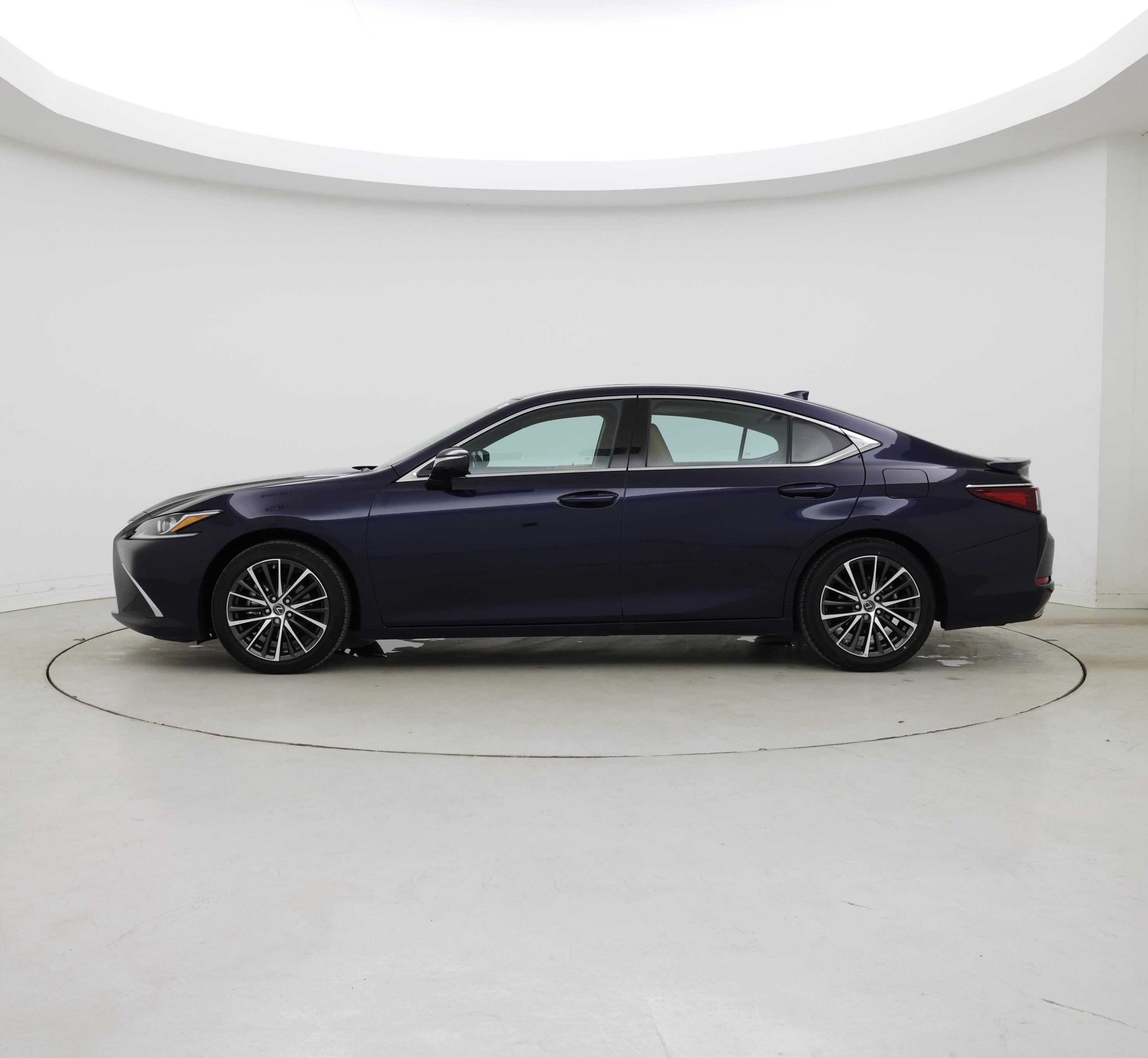 Thumbnail: 2024 Lexus ES - 3