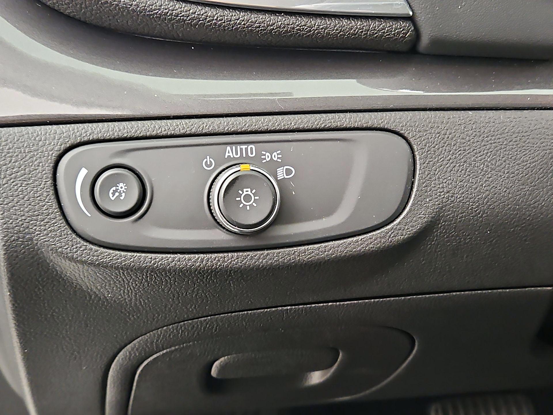 Thumbnail: 2020 Buick Encore - 13