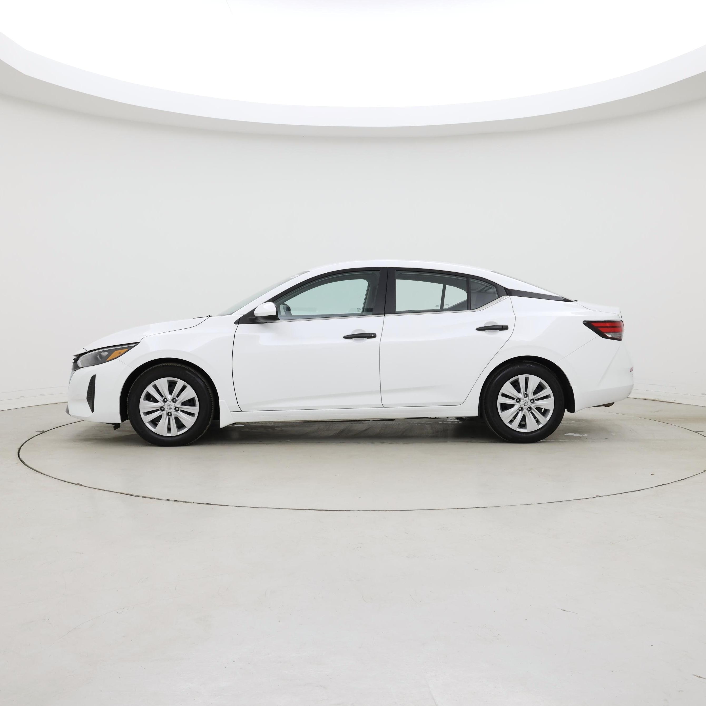 Thumbnail: 2025 Nissan Sentra - 3
