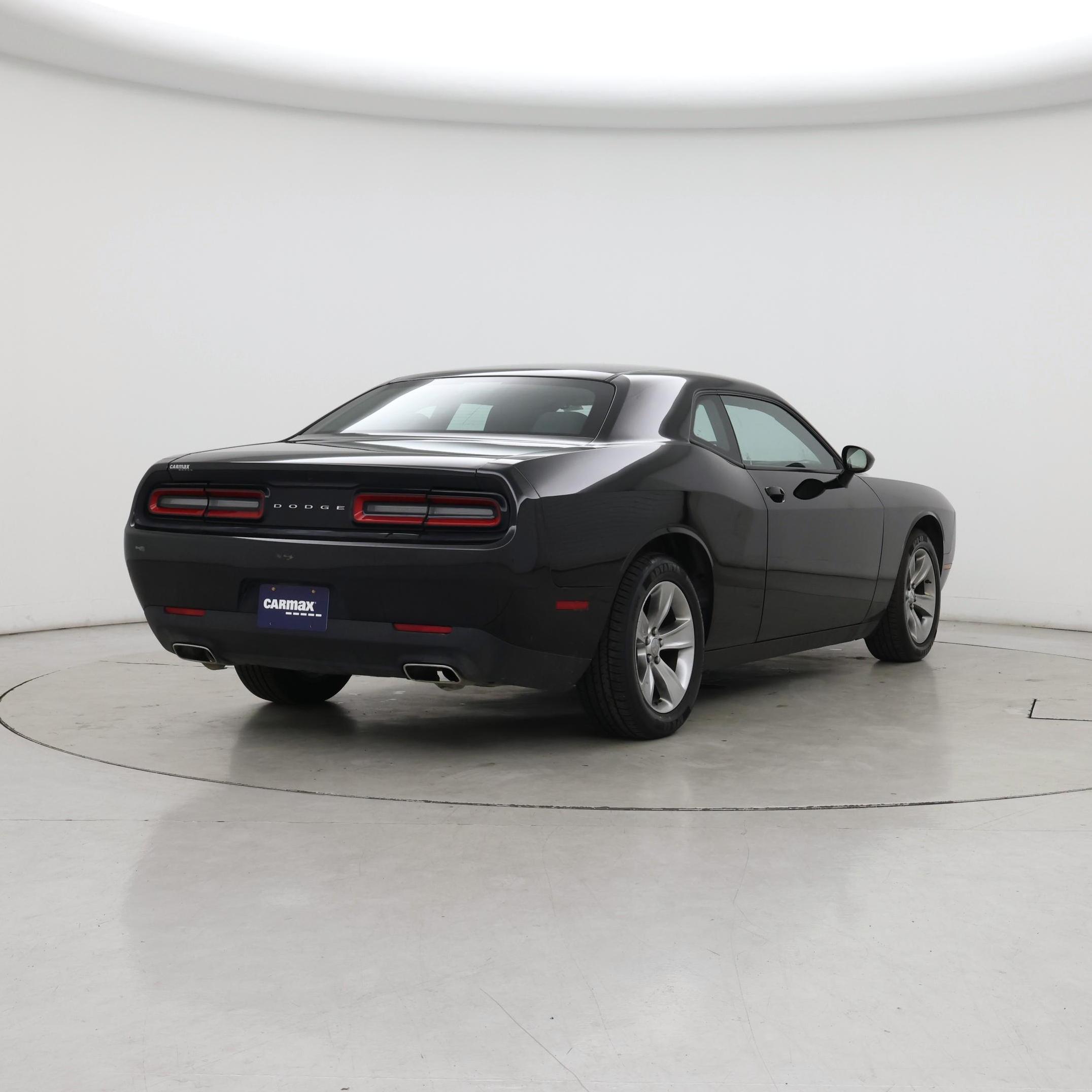 Thumbnail: 2016 Dodge Challenger - 8