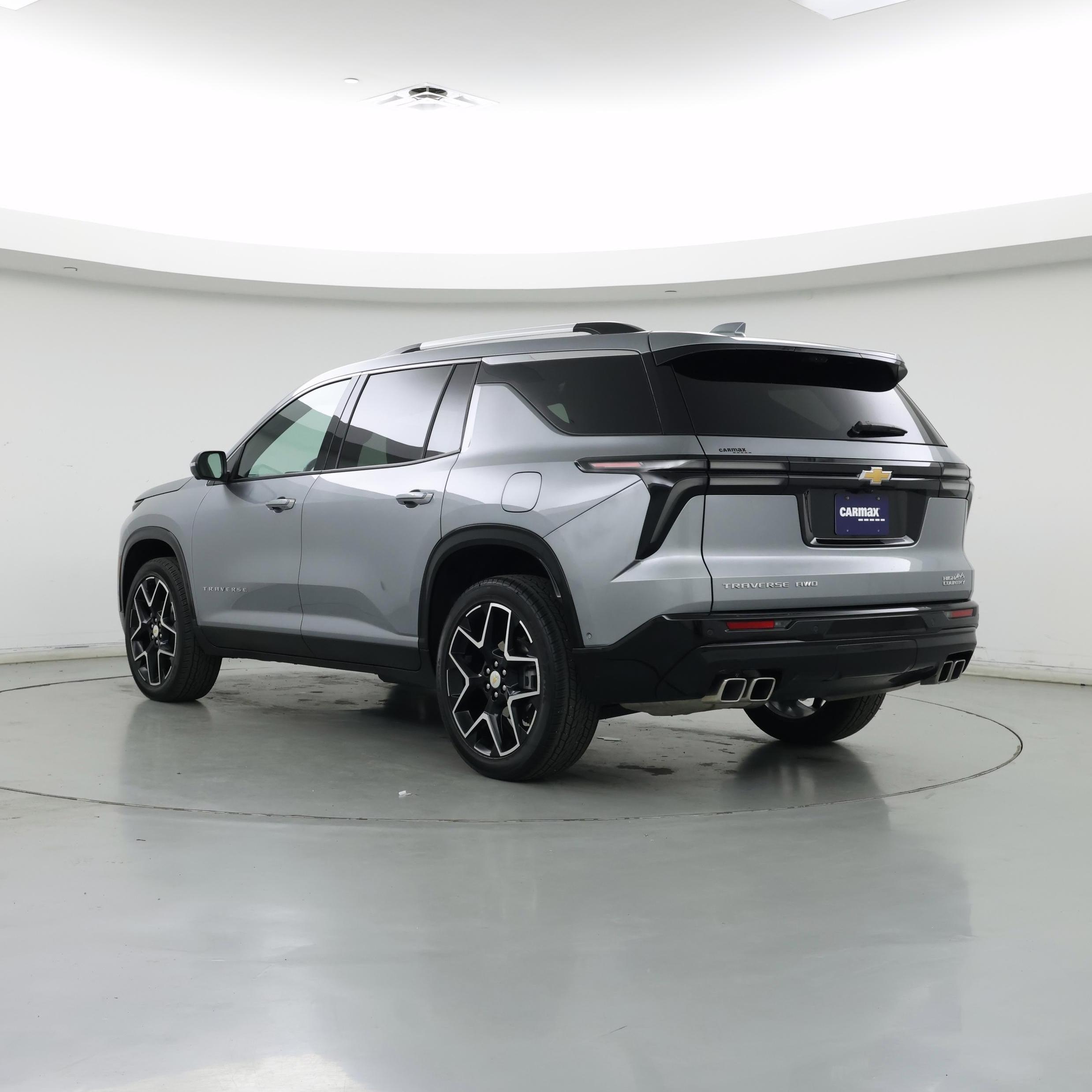 Thumbnail: 2025 Chevrolet Traverse - 2