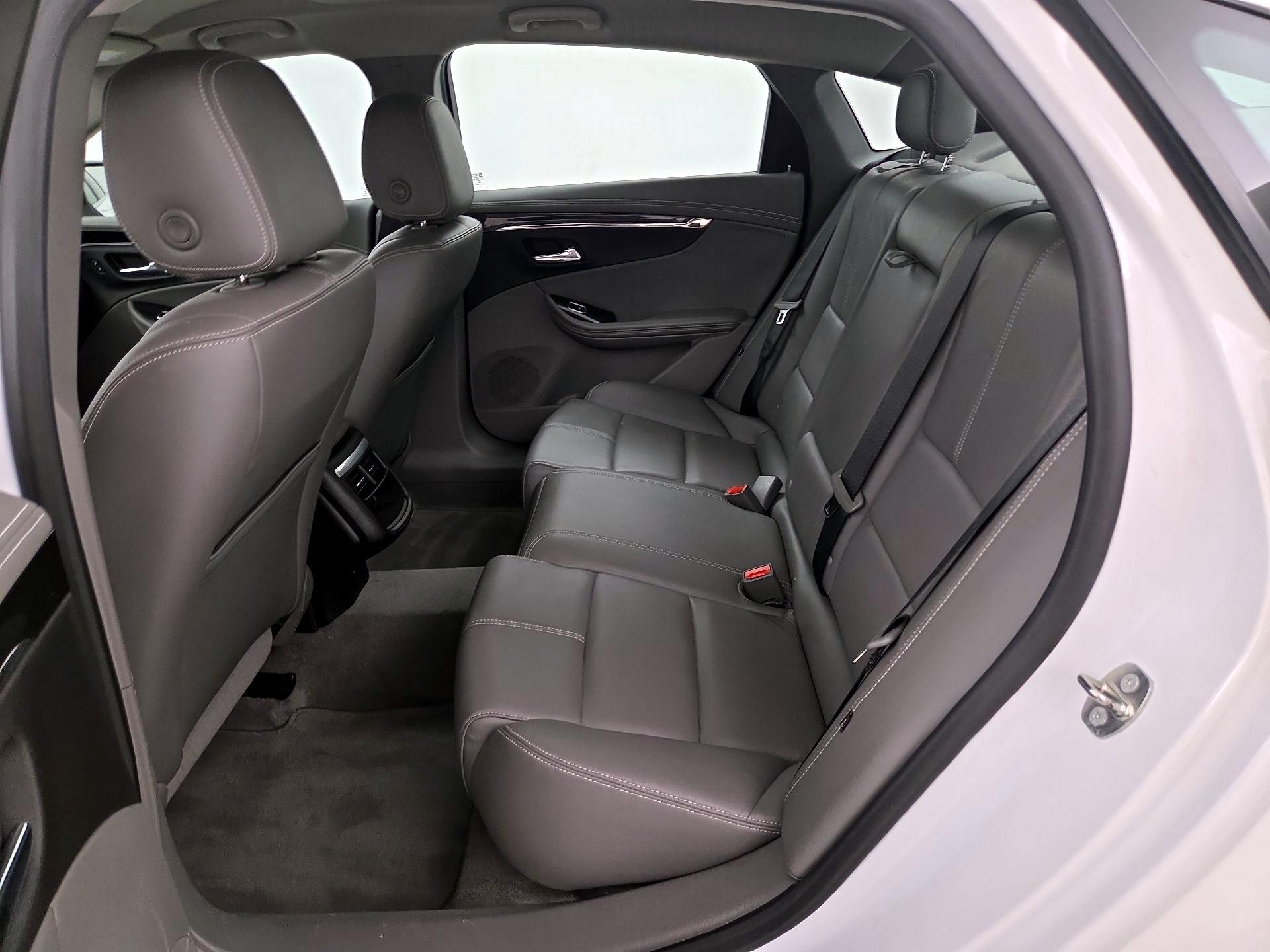 Thumbnail: 2016 Chevrolet Impala - 18