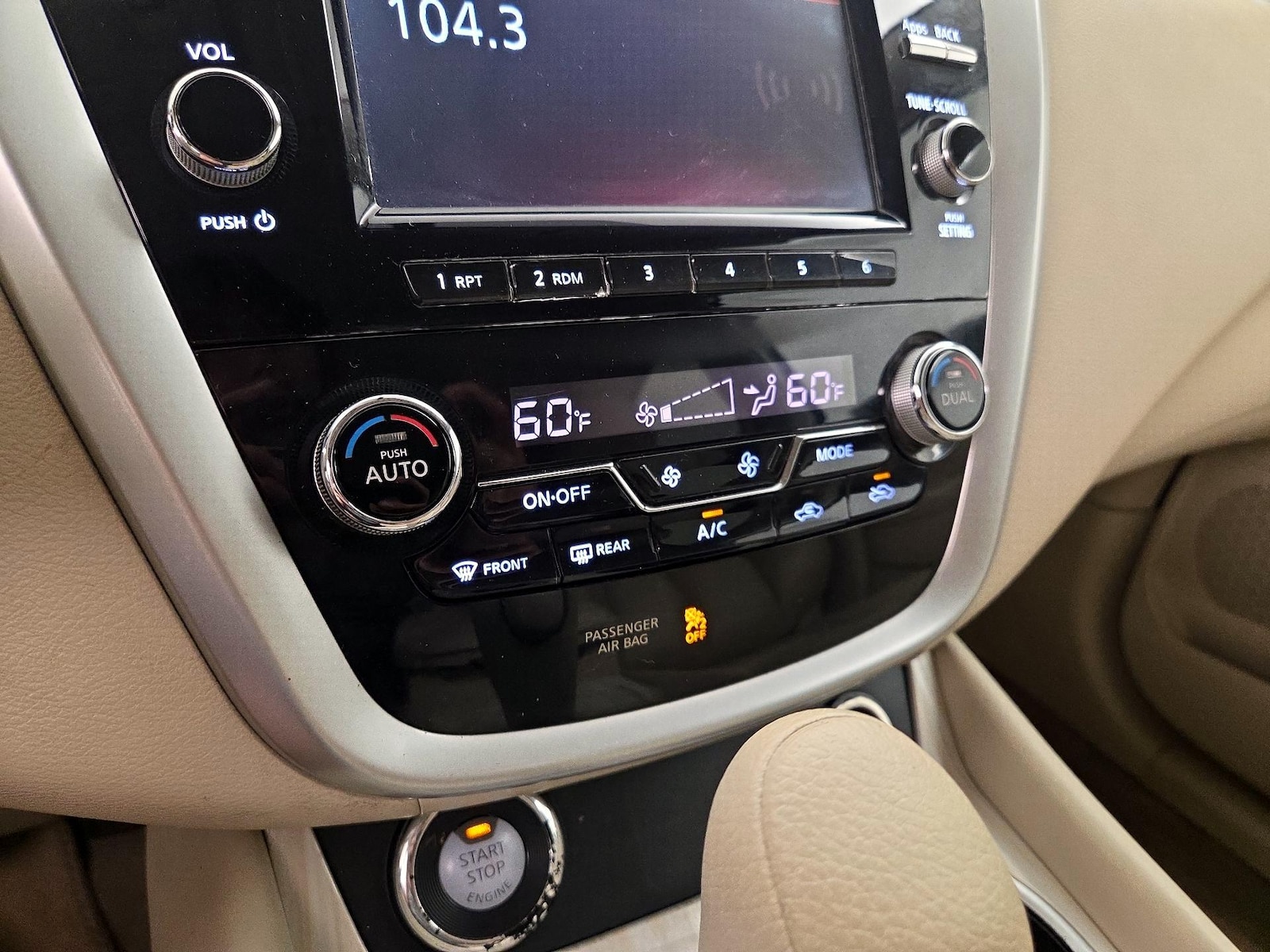 2015 Nissan Murano S - Photo 15