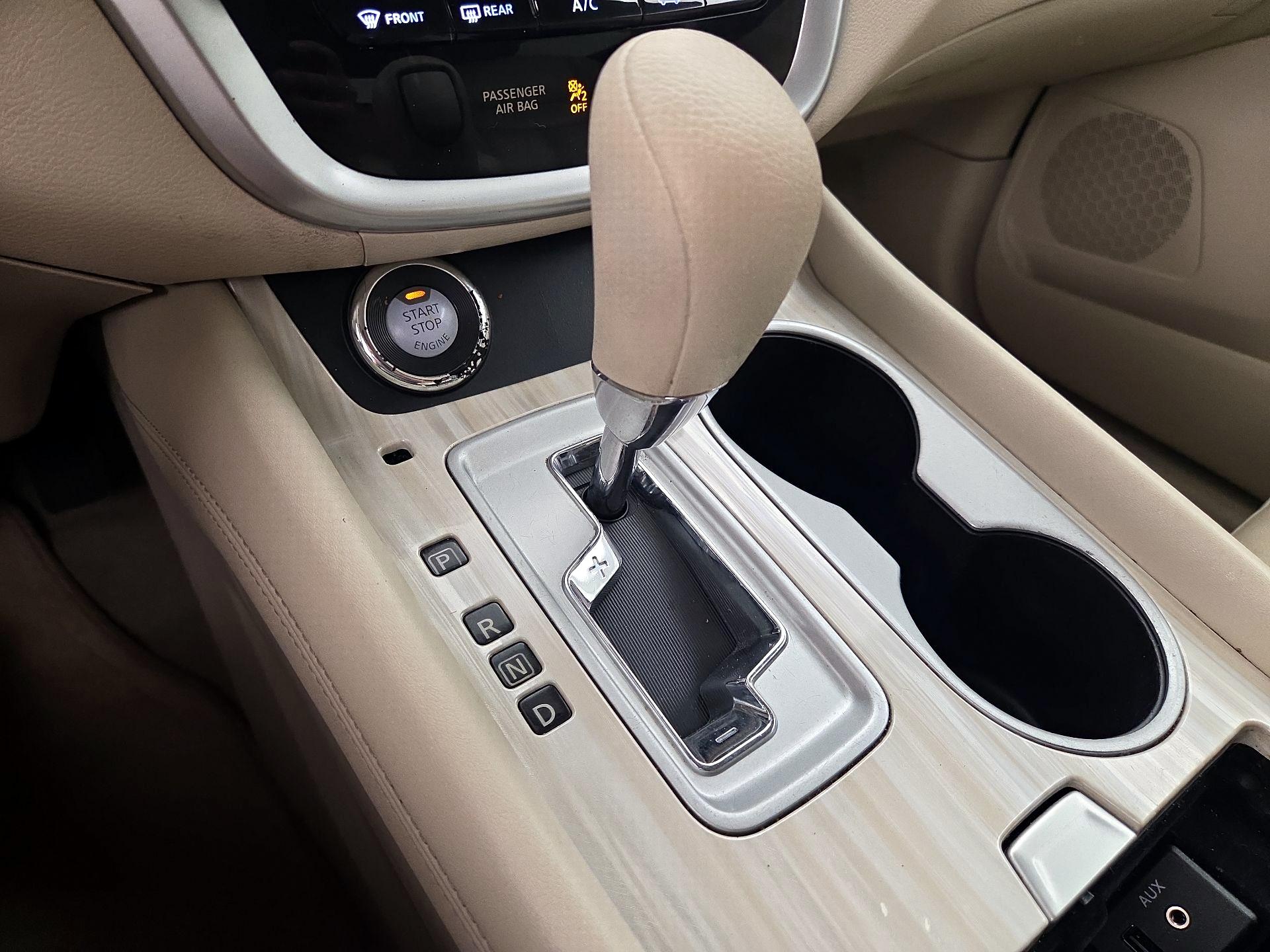 Thumbnail: 2015 Nissan Murano - 15