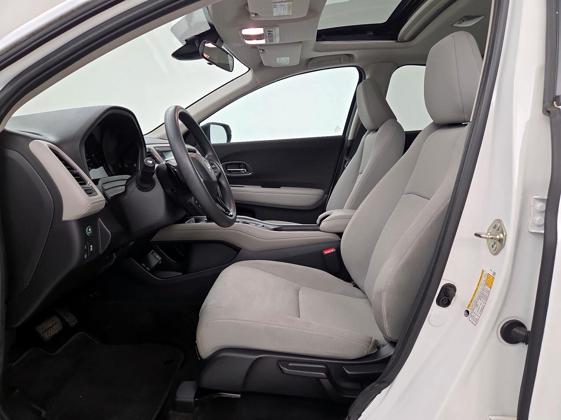 Thumbnail: 2019 Honda HR-V - 11