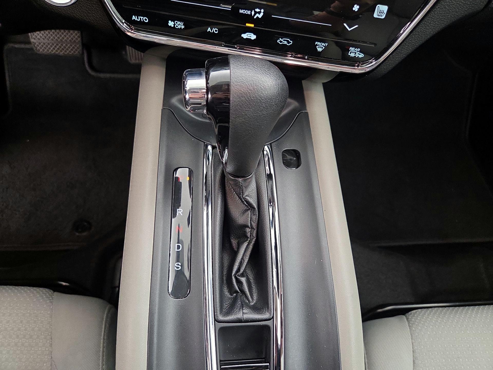 Thumbnail: 2019 Honda HR-V - 17