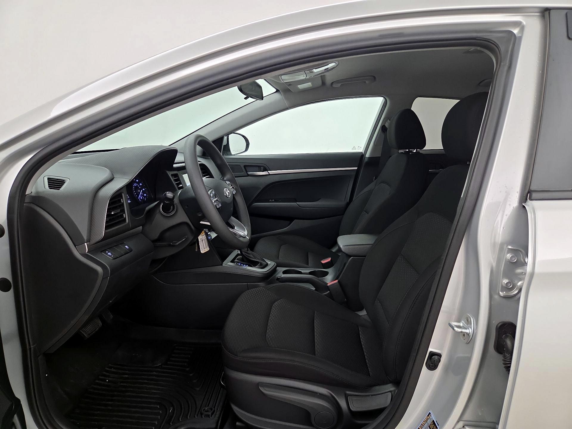 Thumbnail: 2019 Hyundai Elantra - 11