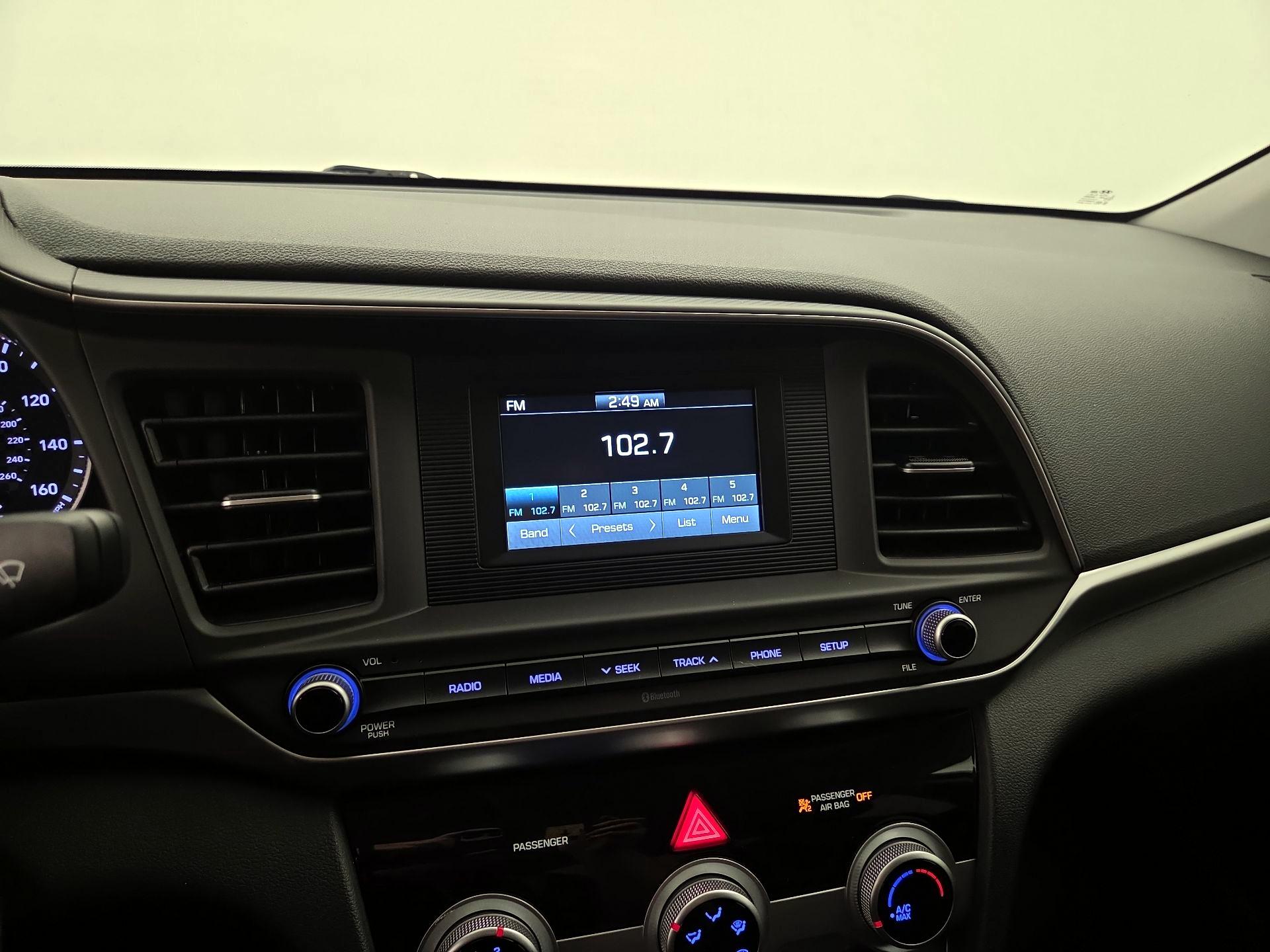 Thumbnail: 2019 Hyundai Elantra - 15