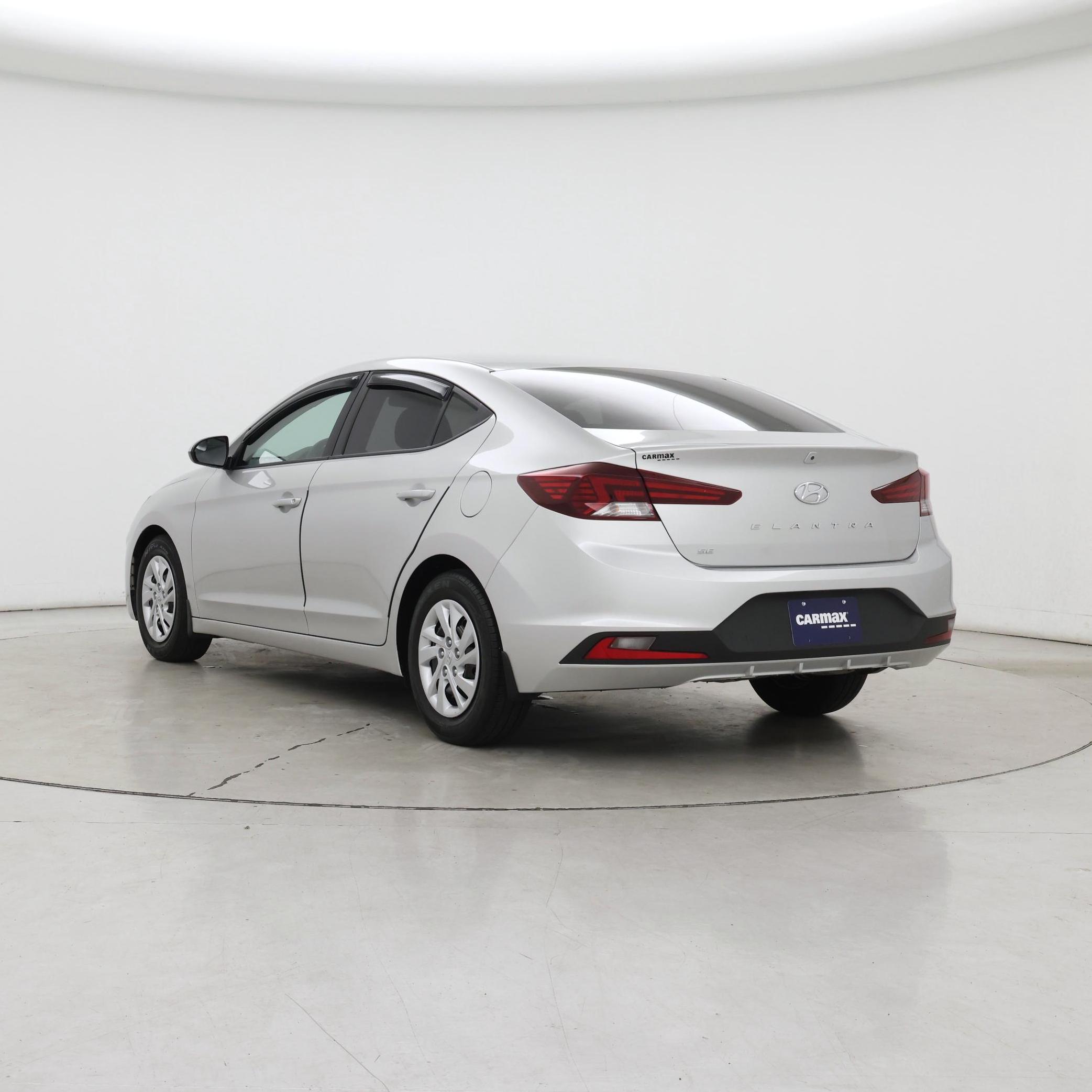 Thumbnail: 2019 Hyundai Elantra - 2