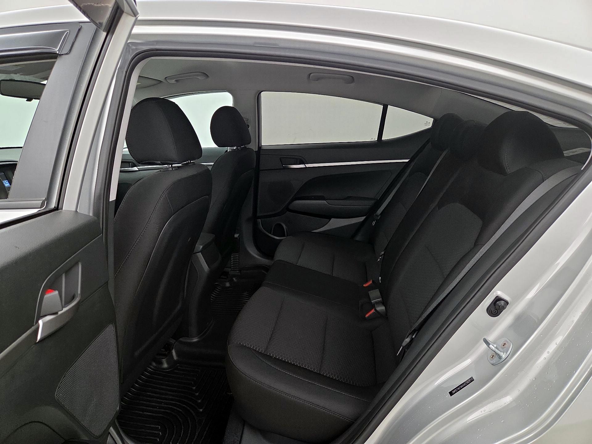 Thumbnail: 2019 Hyundai Elantra - 19