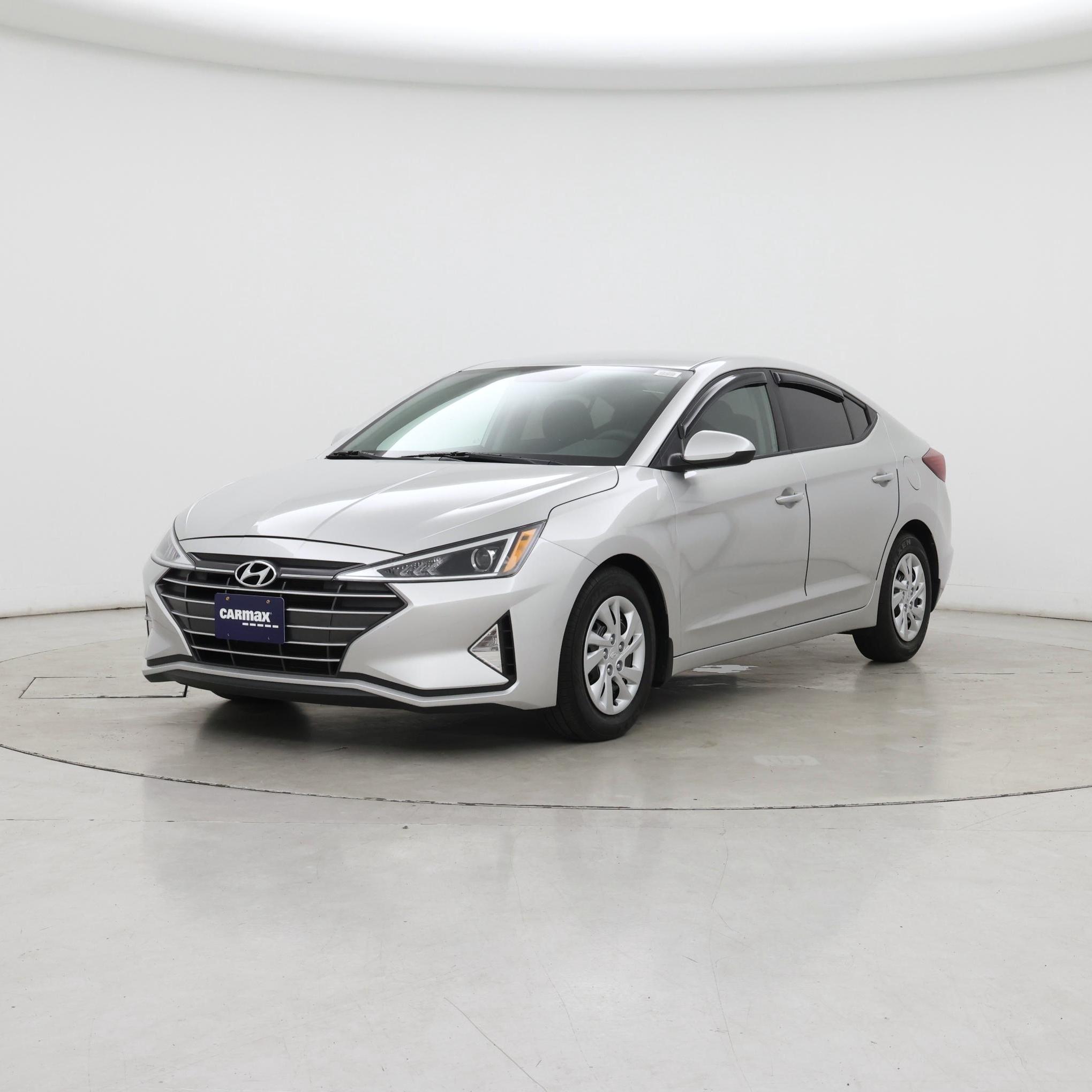 Thumbnail: 2019 Hyundai Elantra - 4
