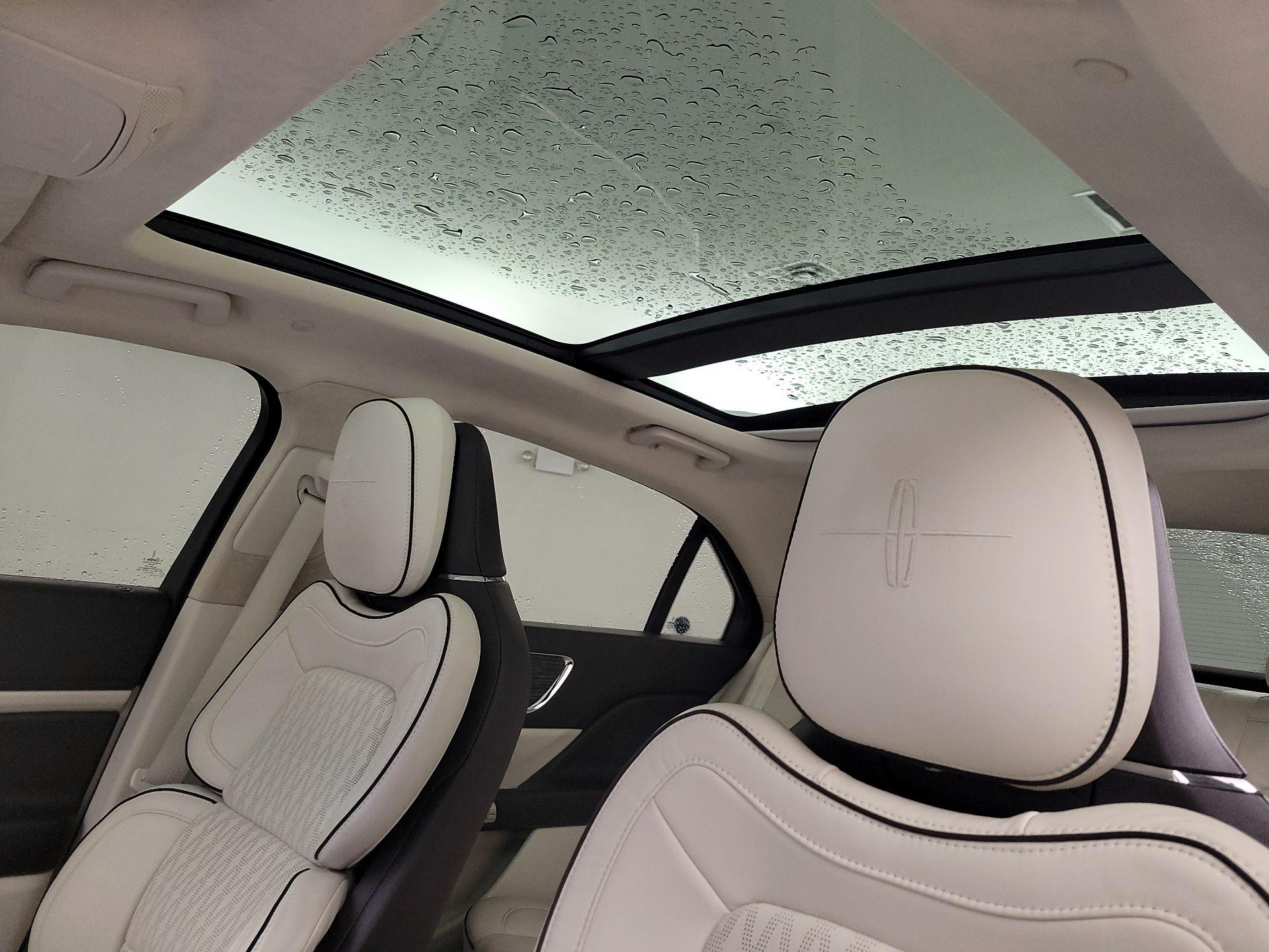 Thumbnail: 2020 Lincoln Continental - 20
