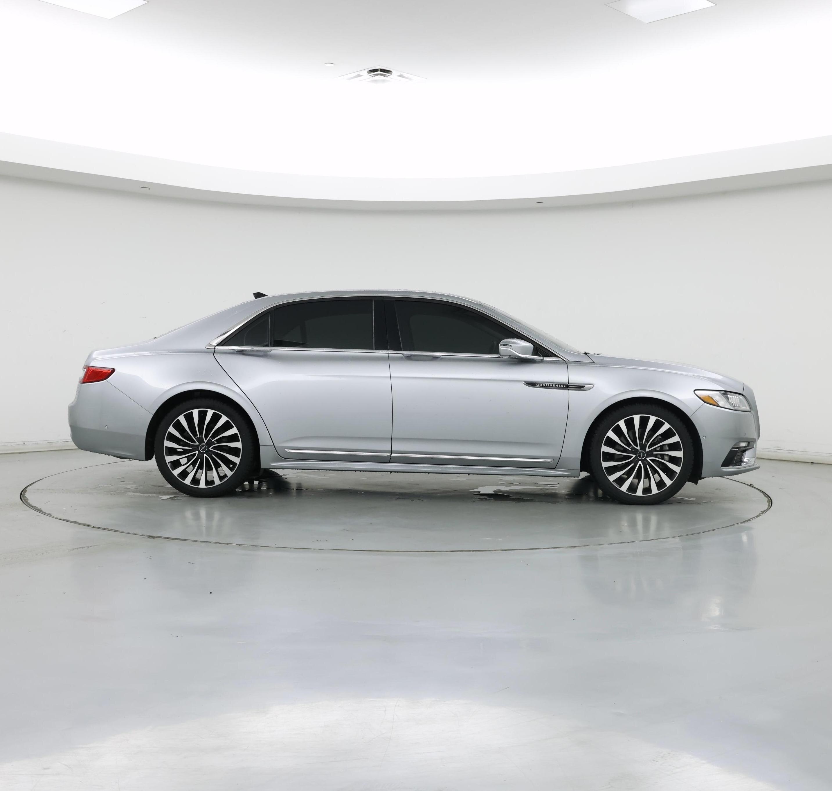 Thumbnail: 2020 Lincoln Continental - 7