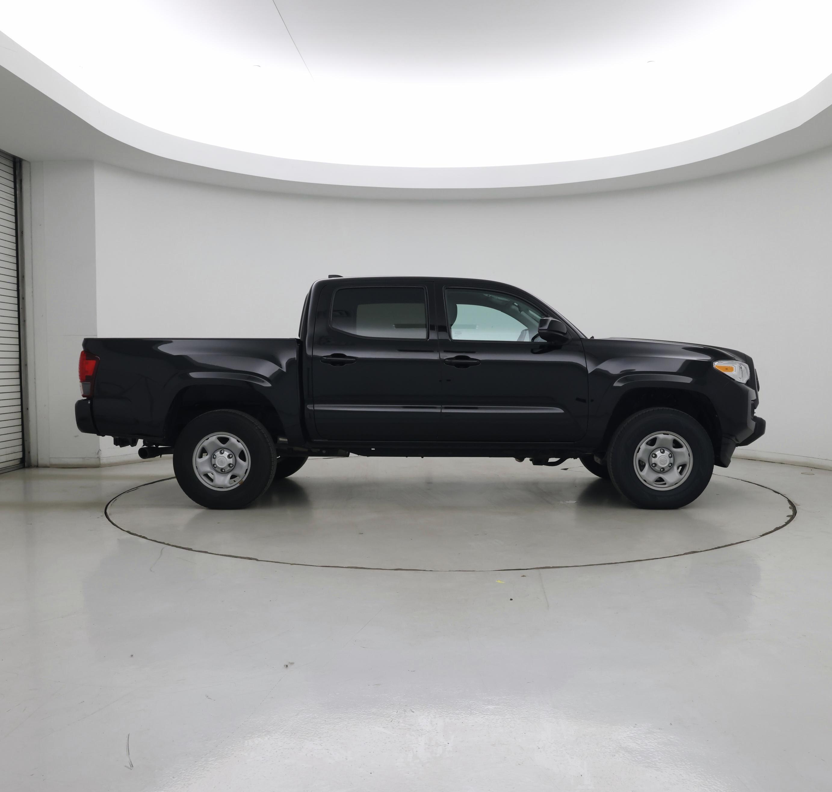 Thumbnail: 2023 Toyota Tacoma - 7