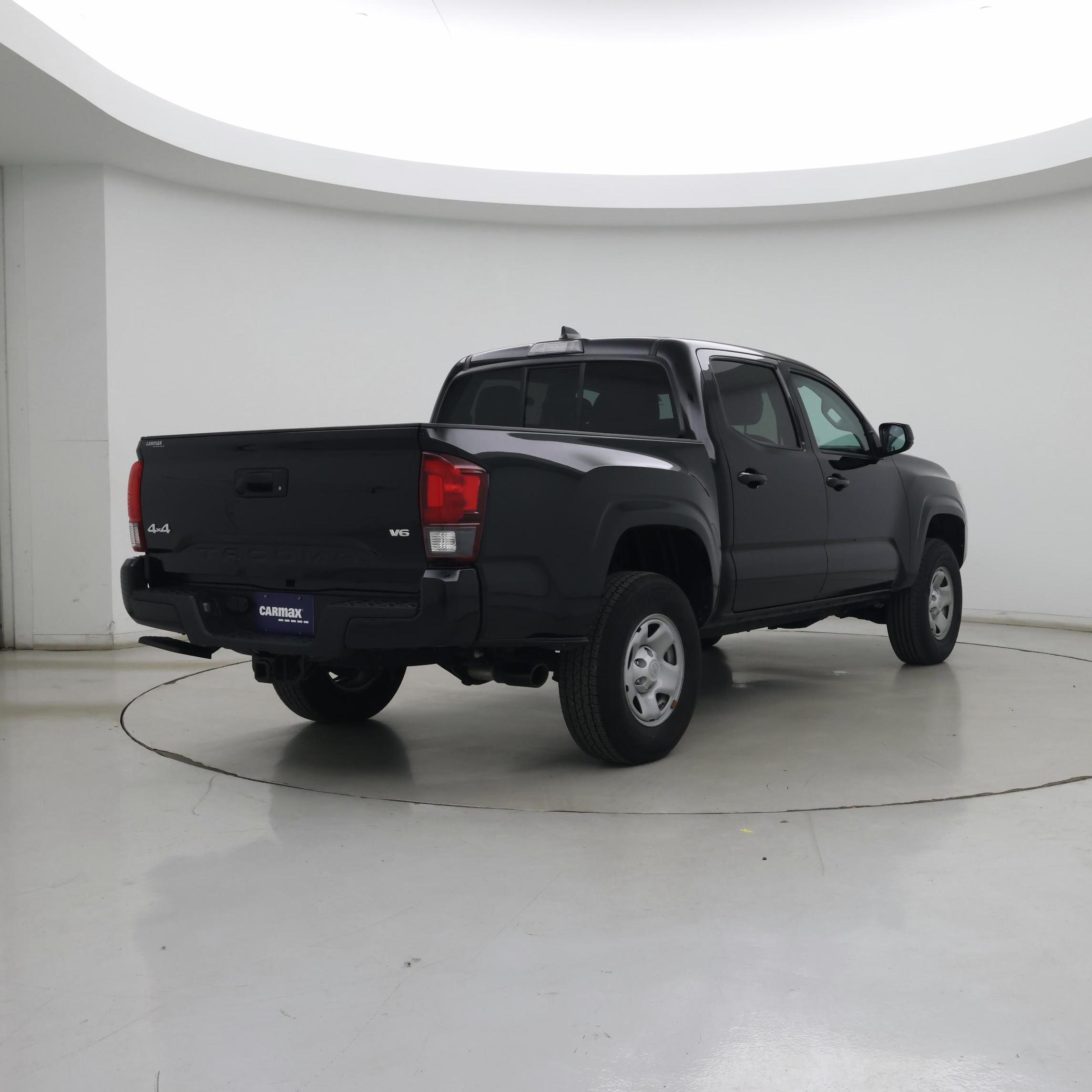 Thumbnail: 2023 Toyota Tacoma - 8
