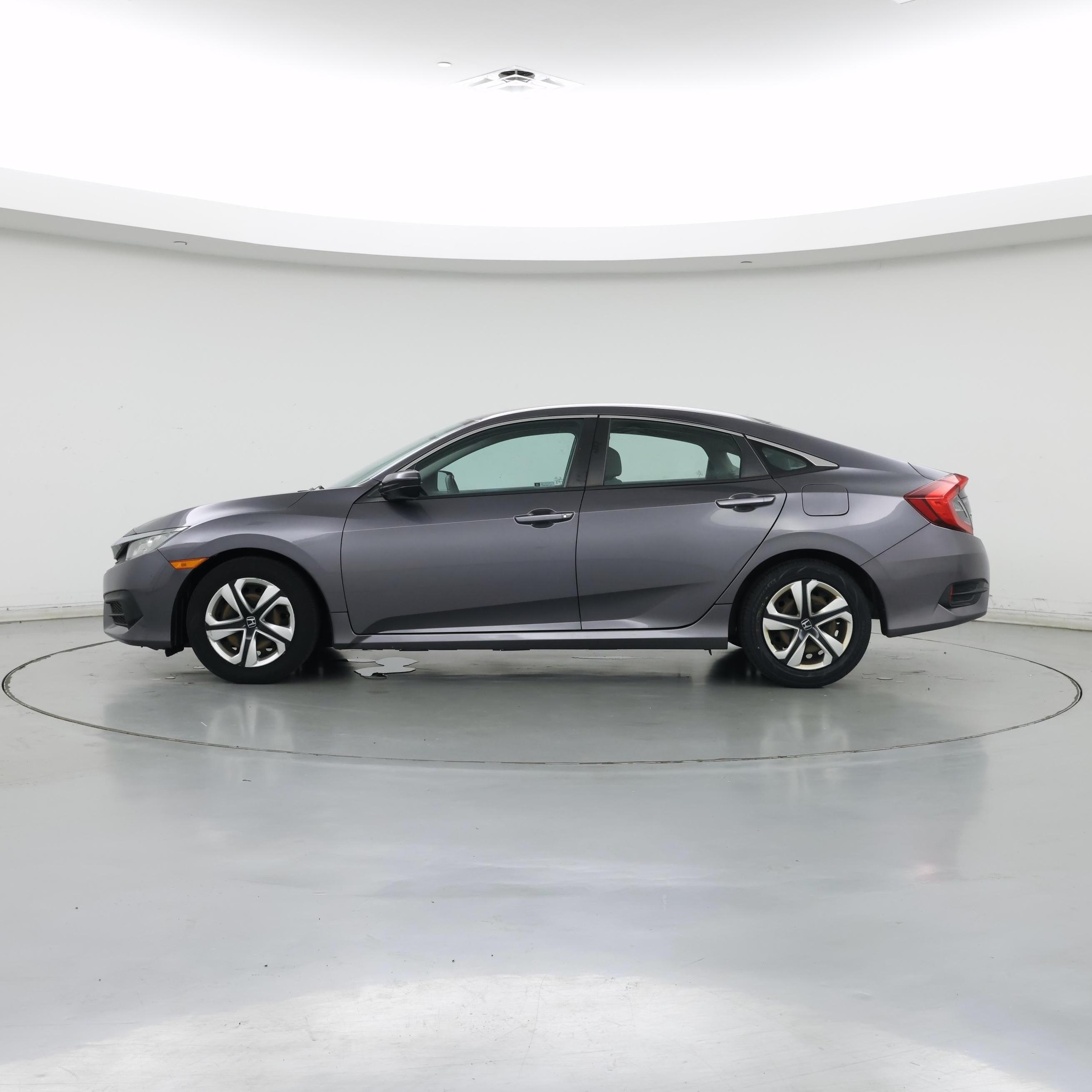 Thumbnail: 2018 Honda Civic - 3