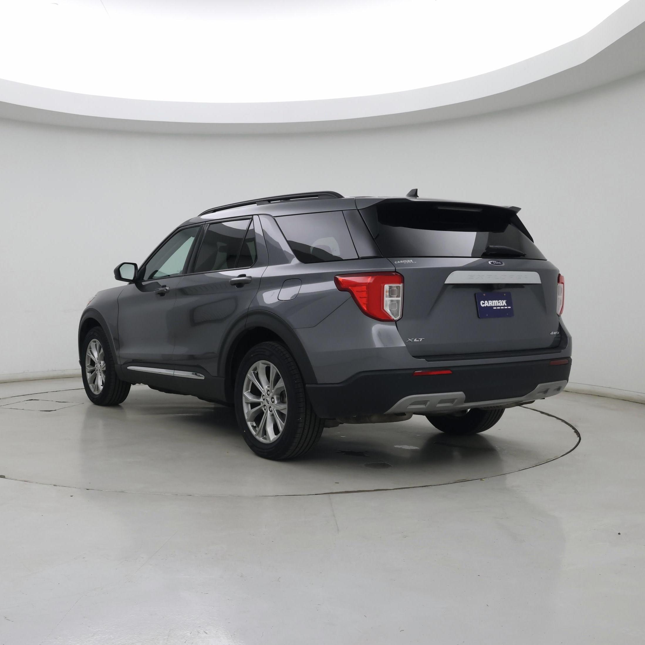 Thumbnail: 2022 Ford Explorer - 2