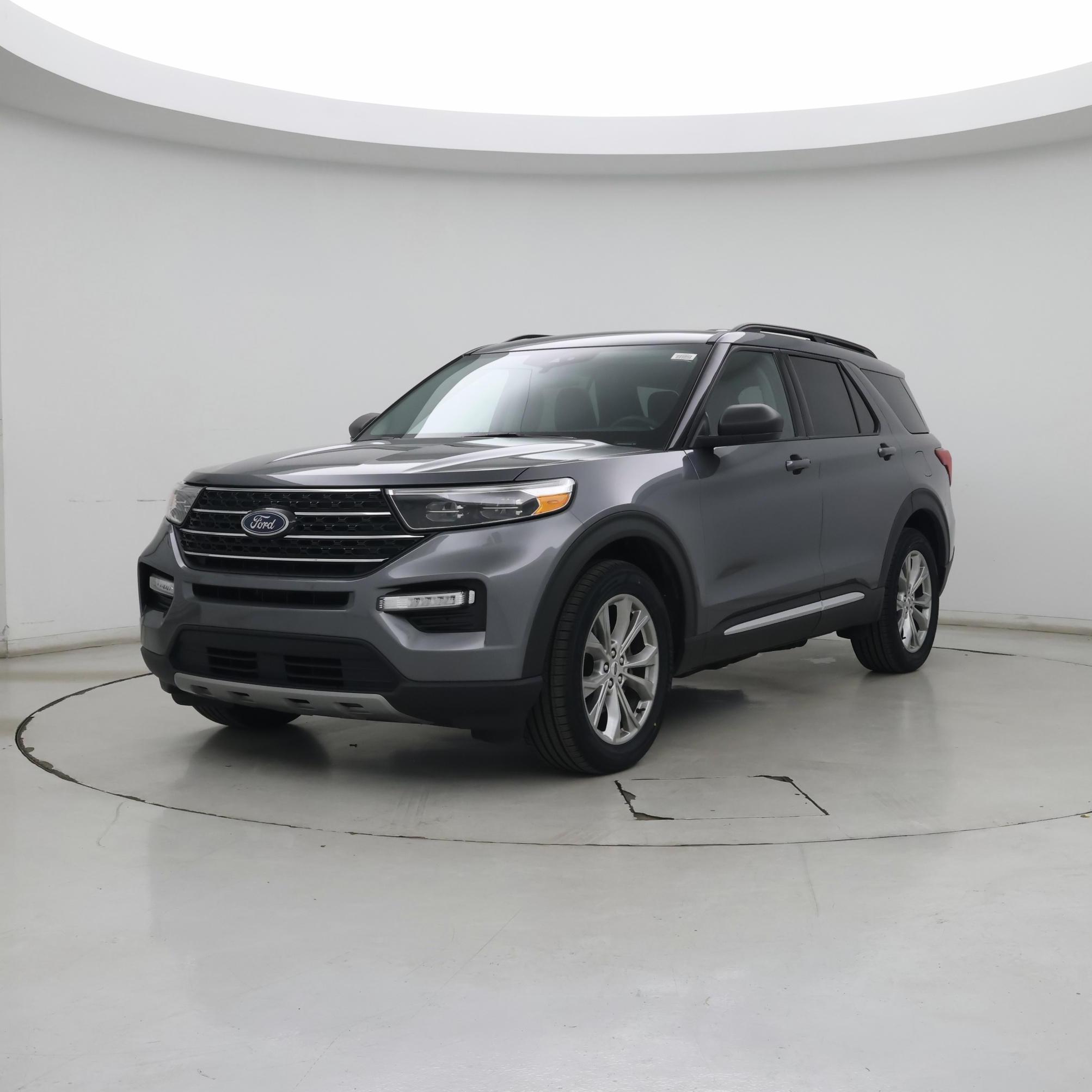 Thumbnail: 2022 Ford Explorer - 4