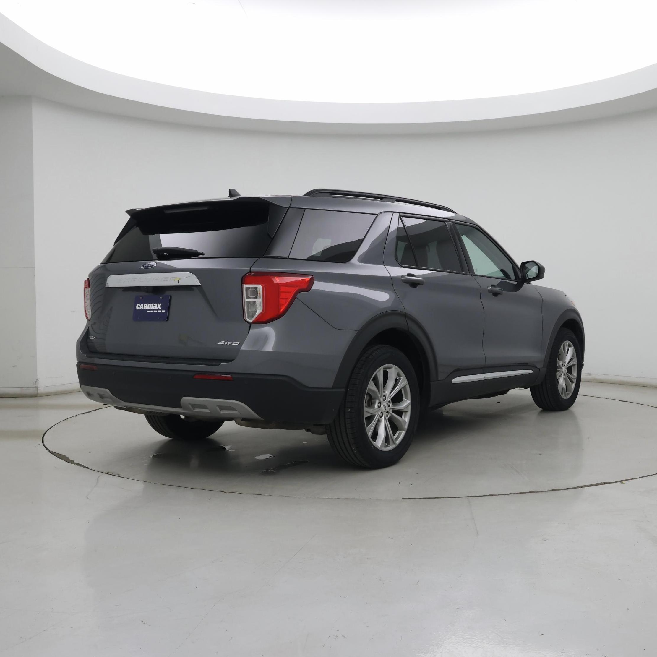 Thumbnail: 2022 Ford Explorer - 8