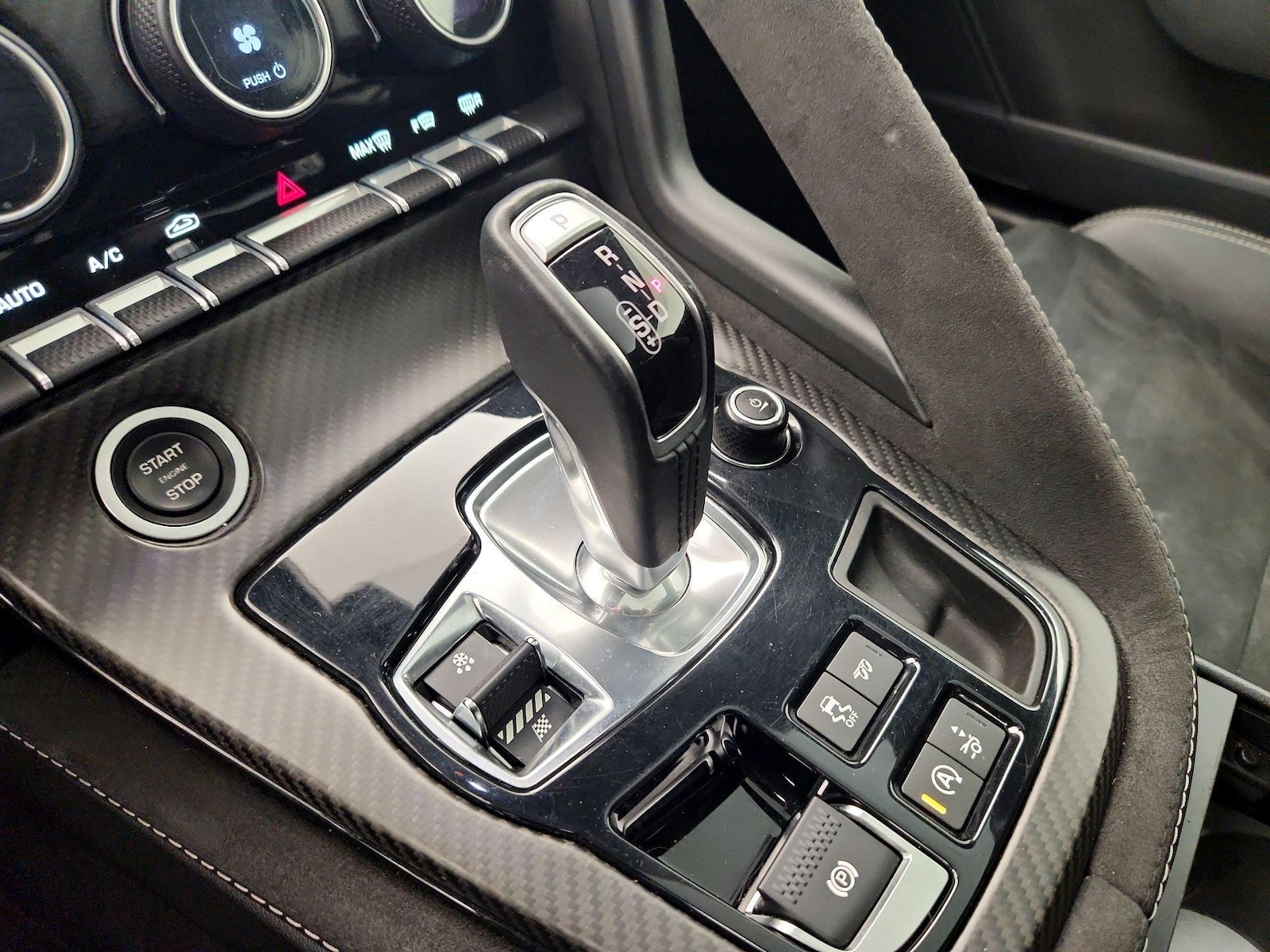 2020 Jaguar F-Type R-Dynamic - Photo 19