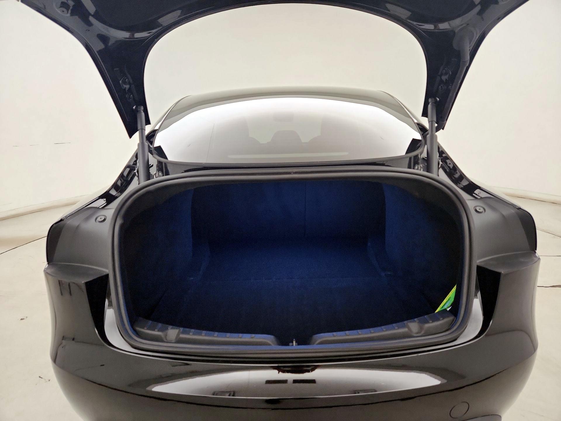 Thumbnail: 2025 Tesla Model 3 - 20