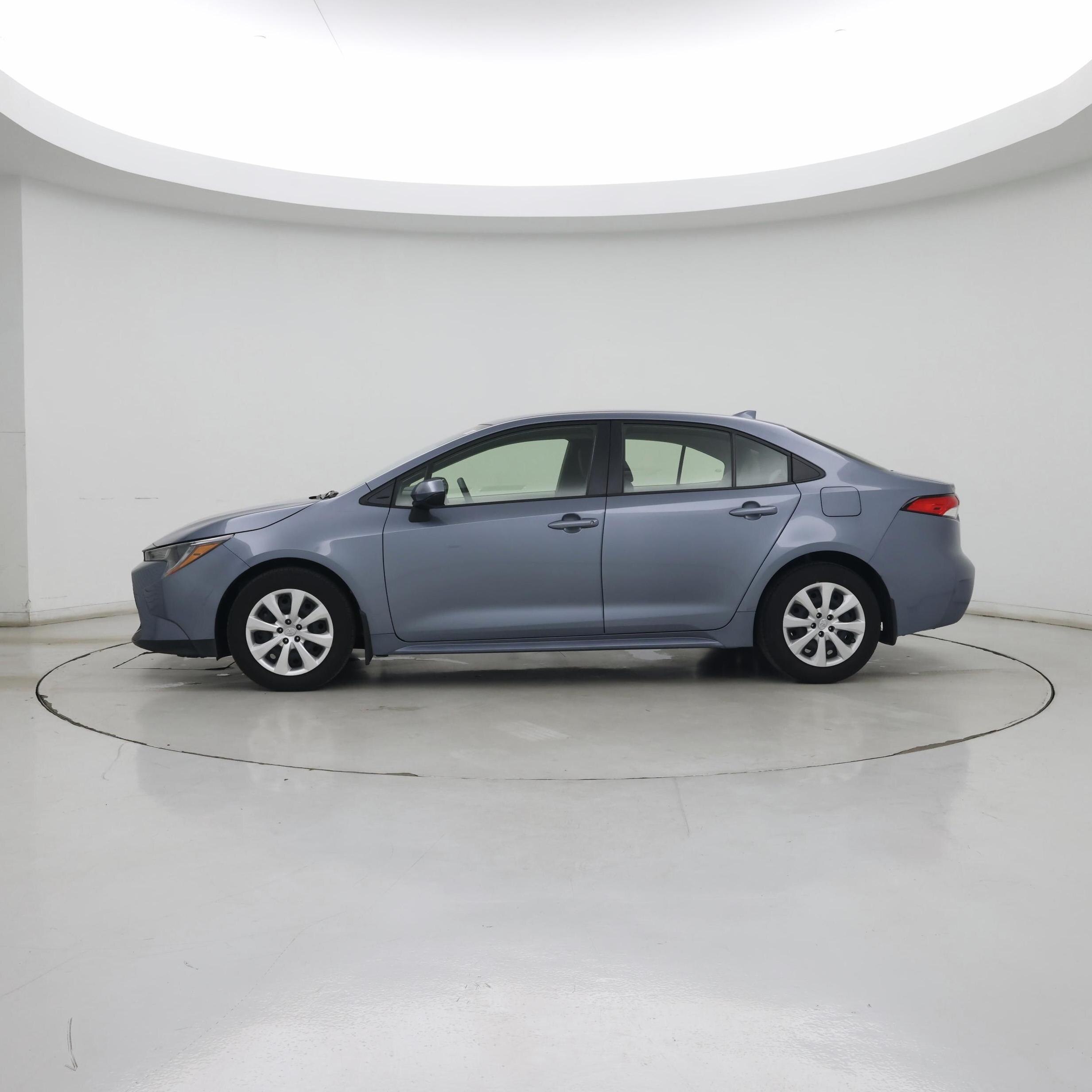 Thumbnail: 2022 Toyota Corolla - 3