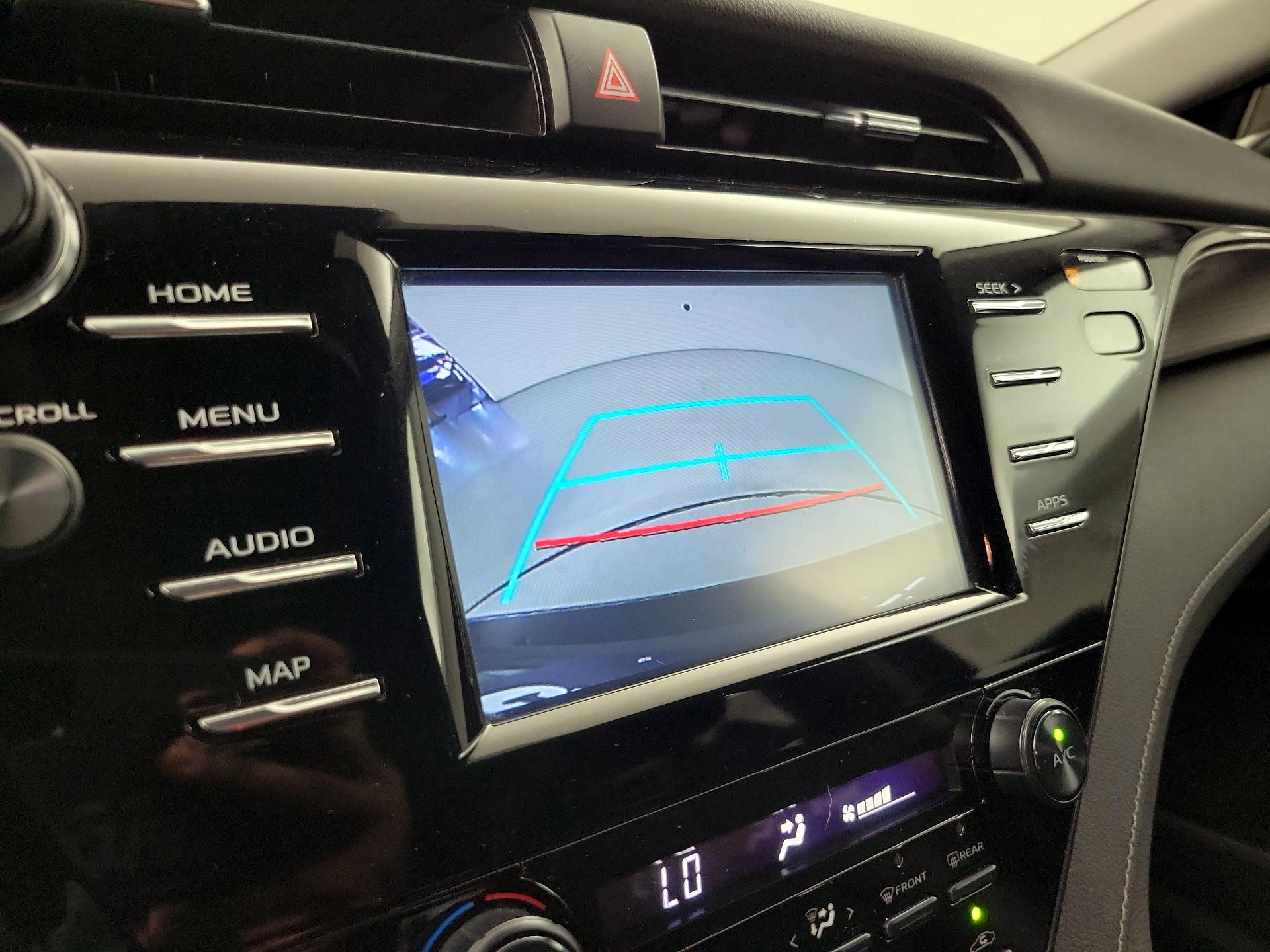Thumbnail: 2019 Toyota Camry - 14