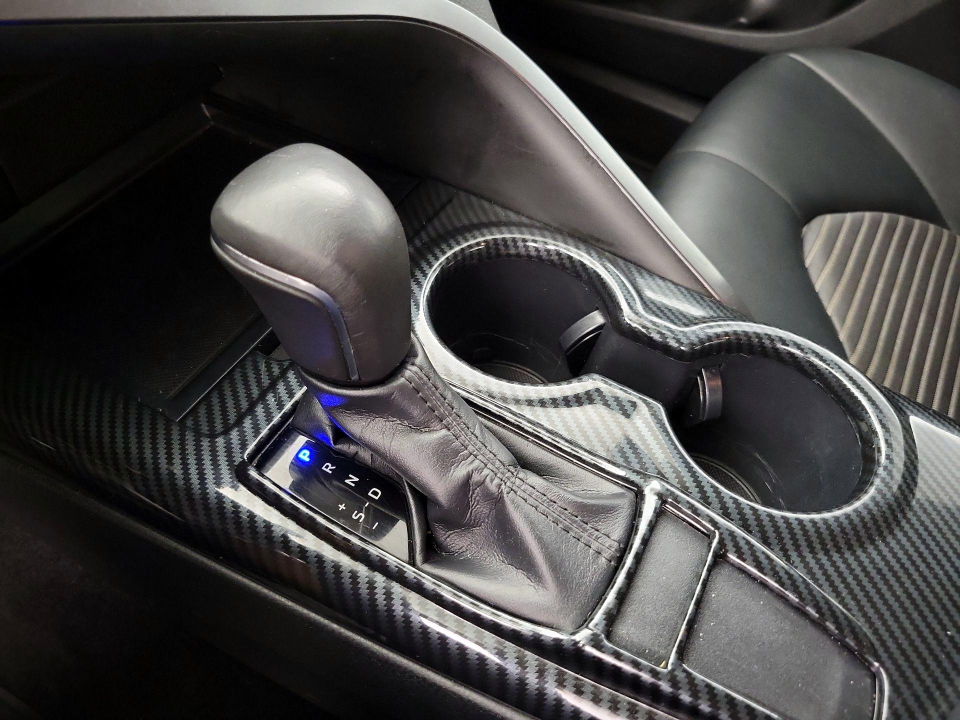 Thumbnail: 2019 Toyota Camry - 17