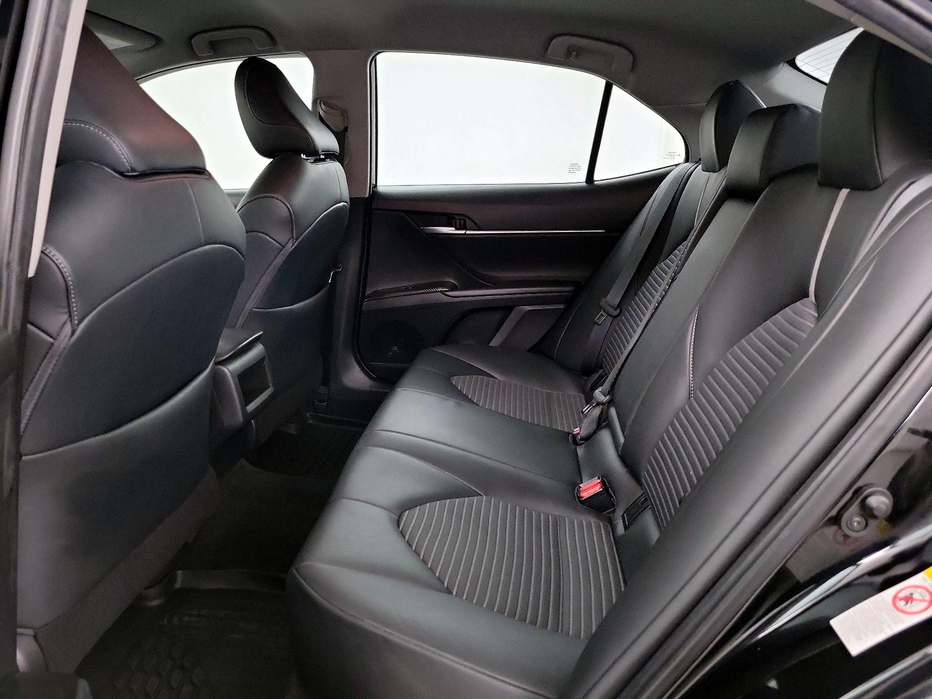 Thumbnail: 2019 Toyota Camry - 19