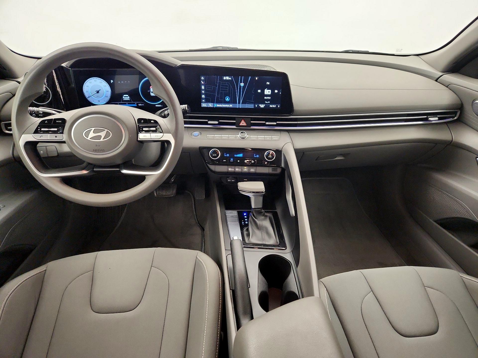 Thumbnail: 2024 Hyundai Elantra - 9
