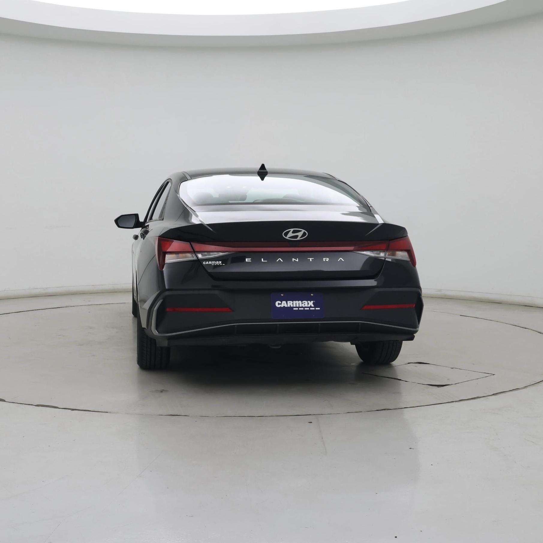 Thumbnail: 2024 Hyundai Elantra - 6