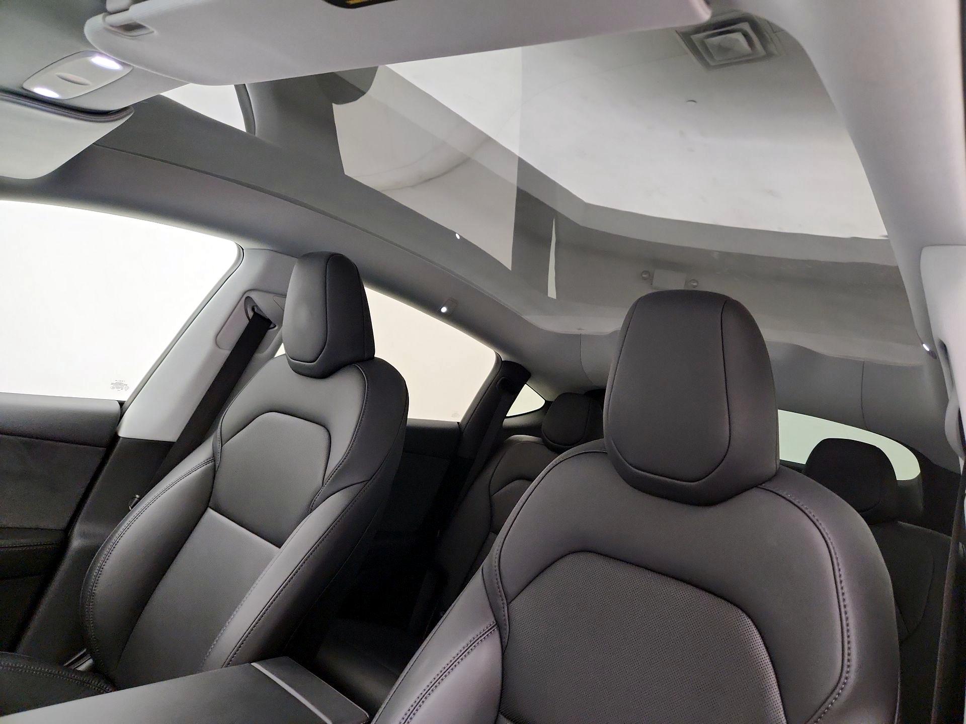 Thumbnail: 2026 Tesla Model Y - 18