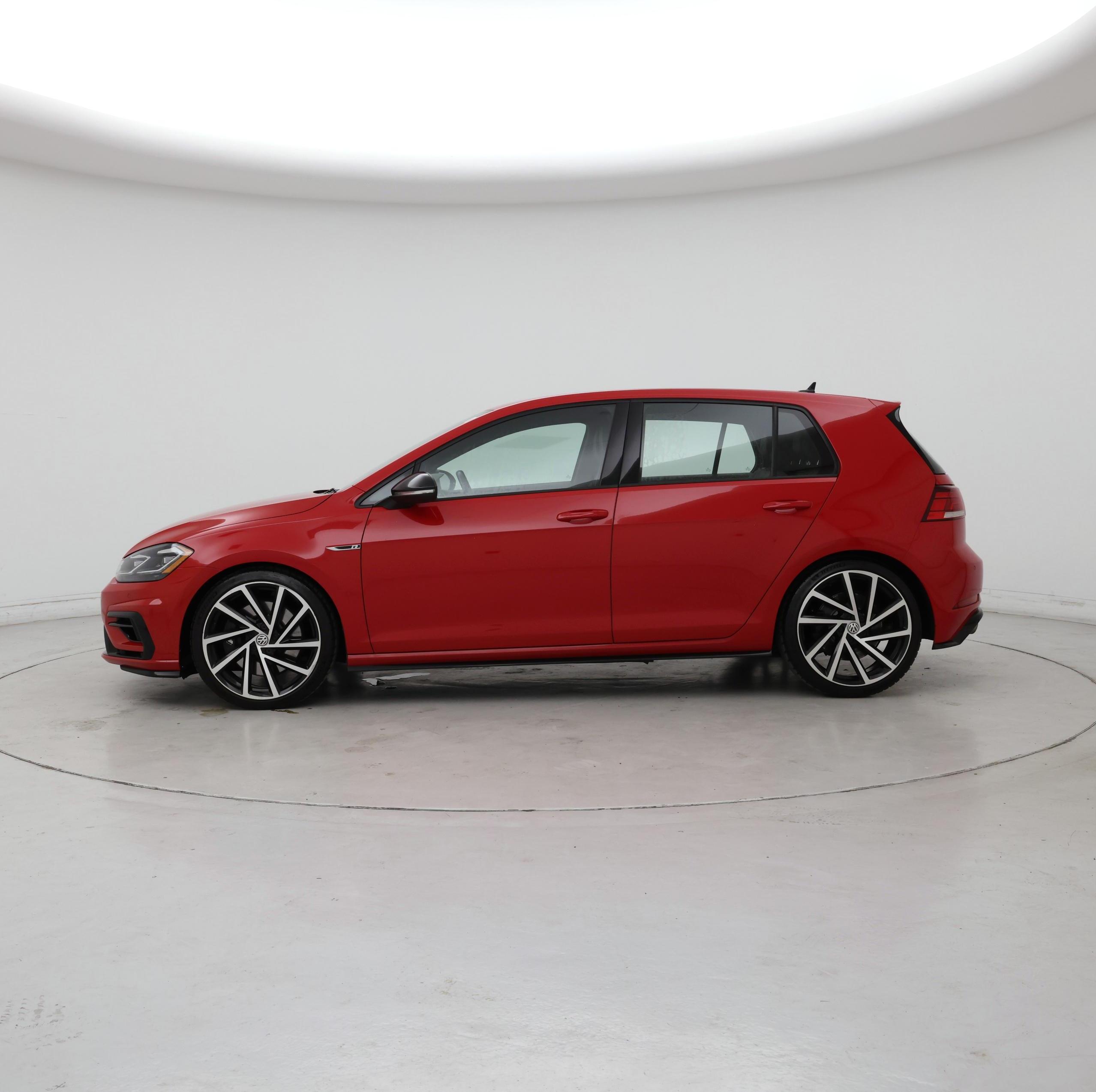 Thumbnail: 2018 Volkswagen Golf - 3