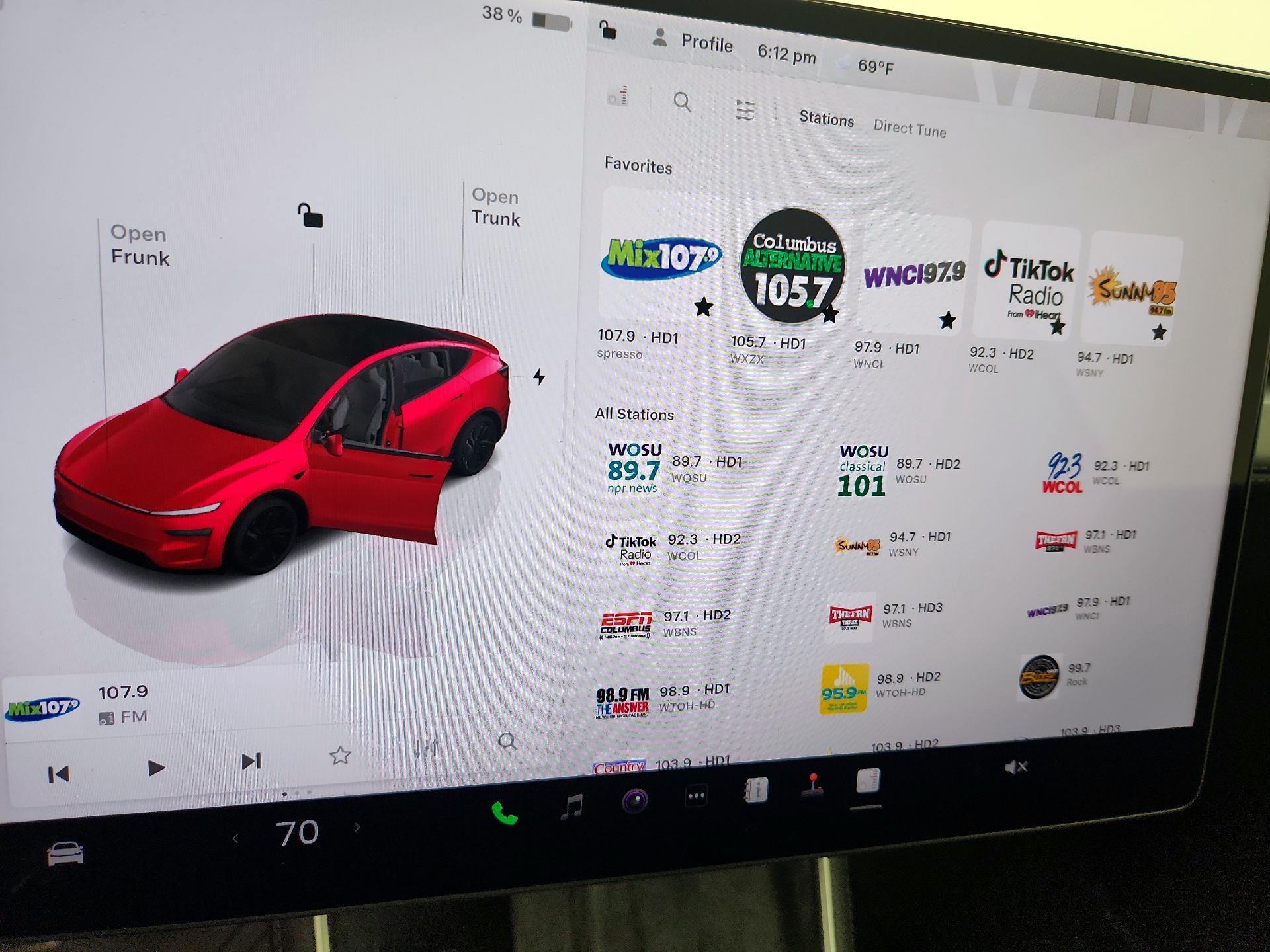 Thumbnail: 2026 Tesla Model Y - 15
