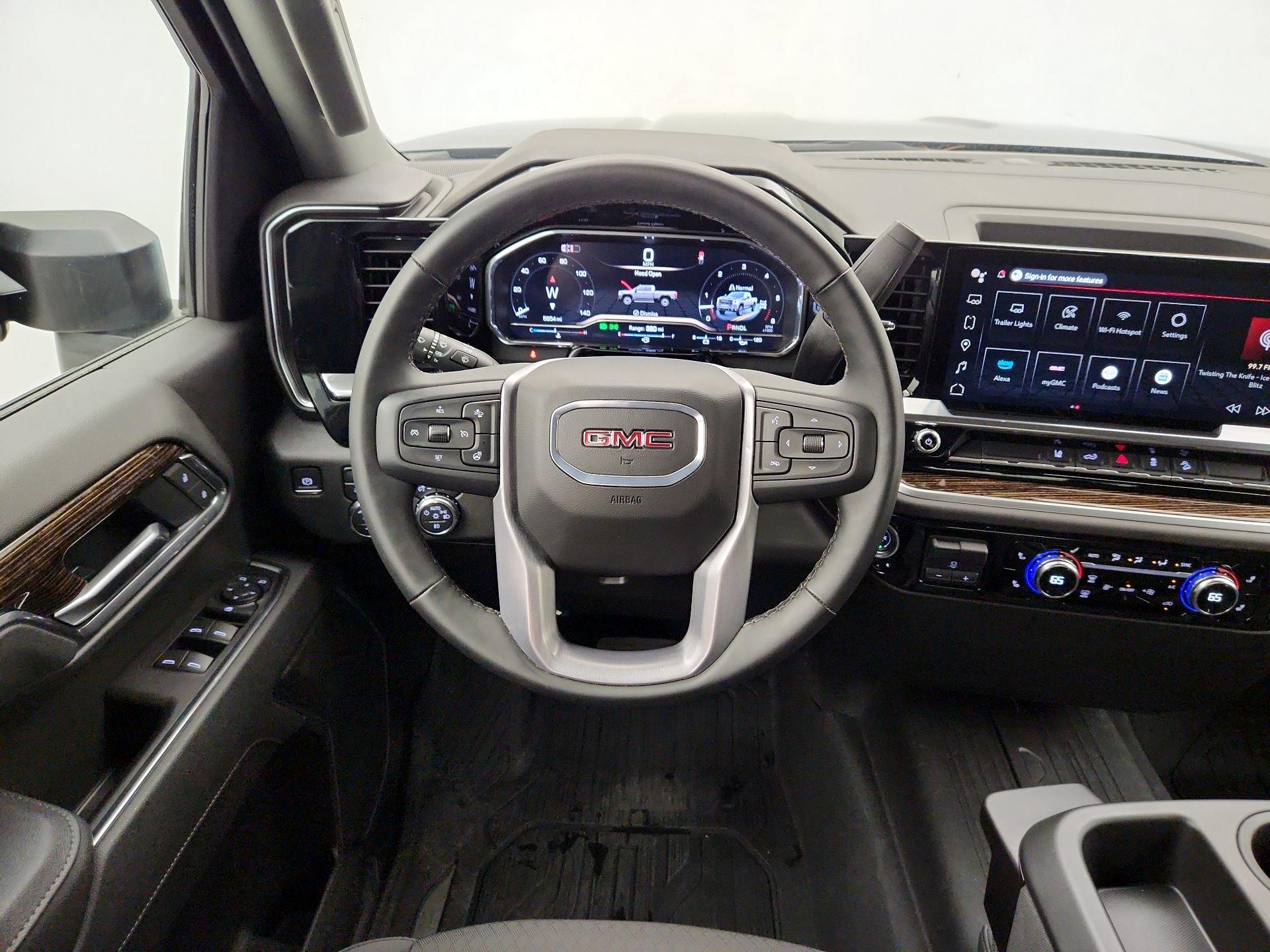 Thumbnail: 2025 GMC Sierra 2500 - 10