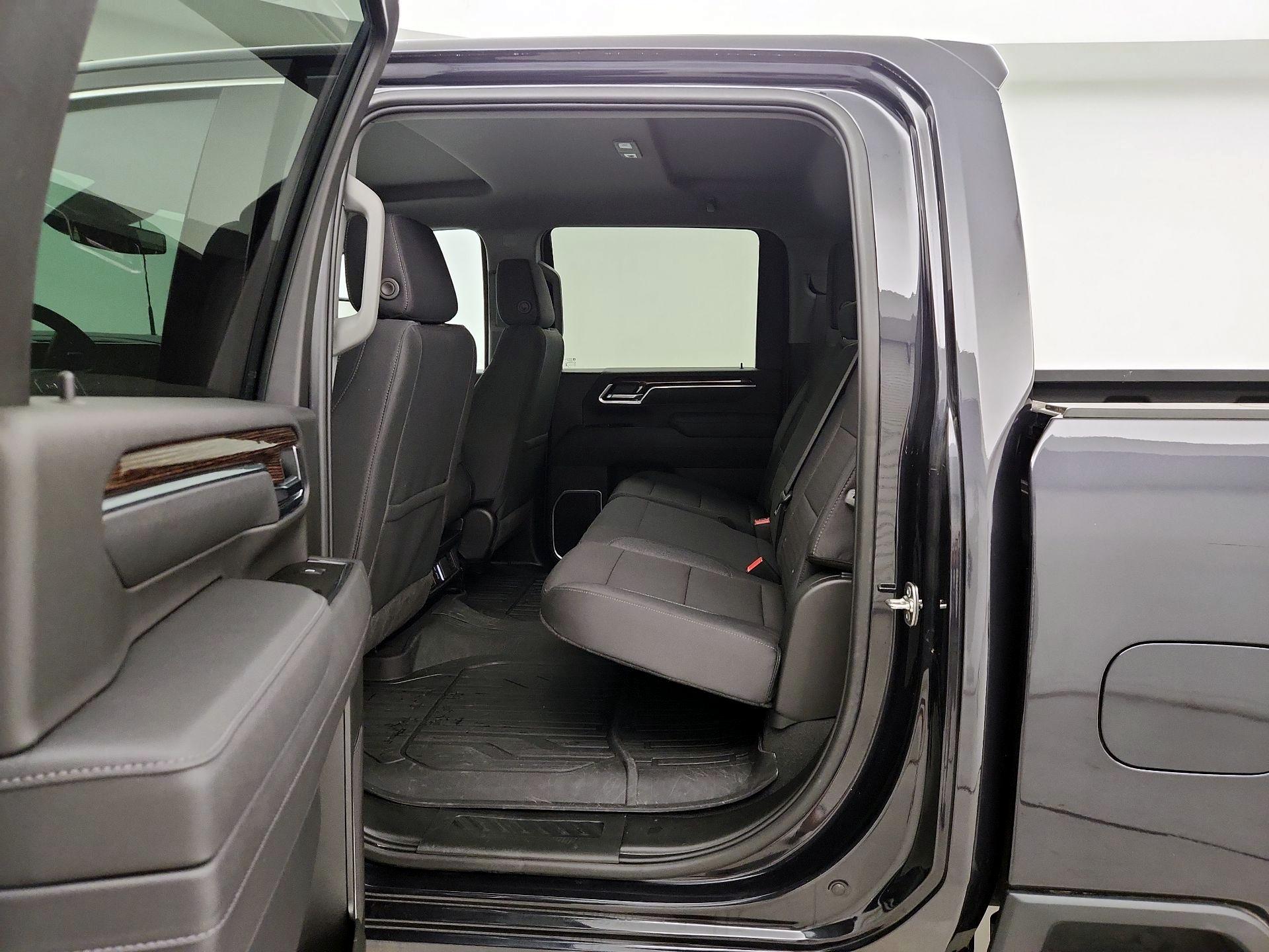 Thumbnail: 2025 GMC Sierra 2500 - 20