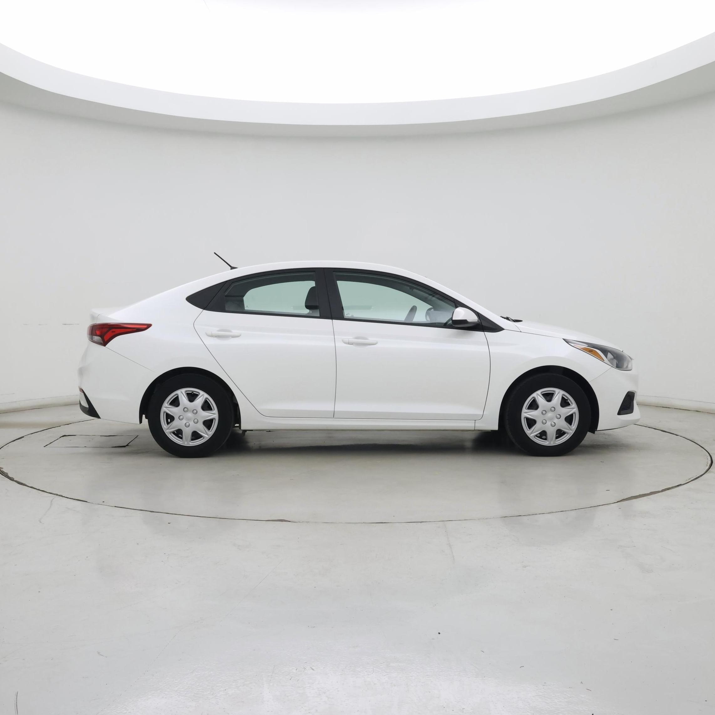 Thumbnail: 2022 Hyundai Accent - 7